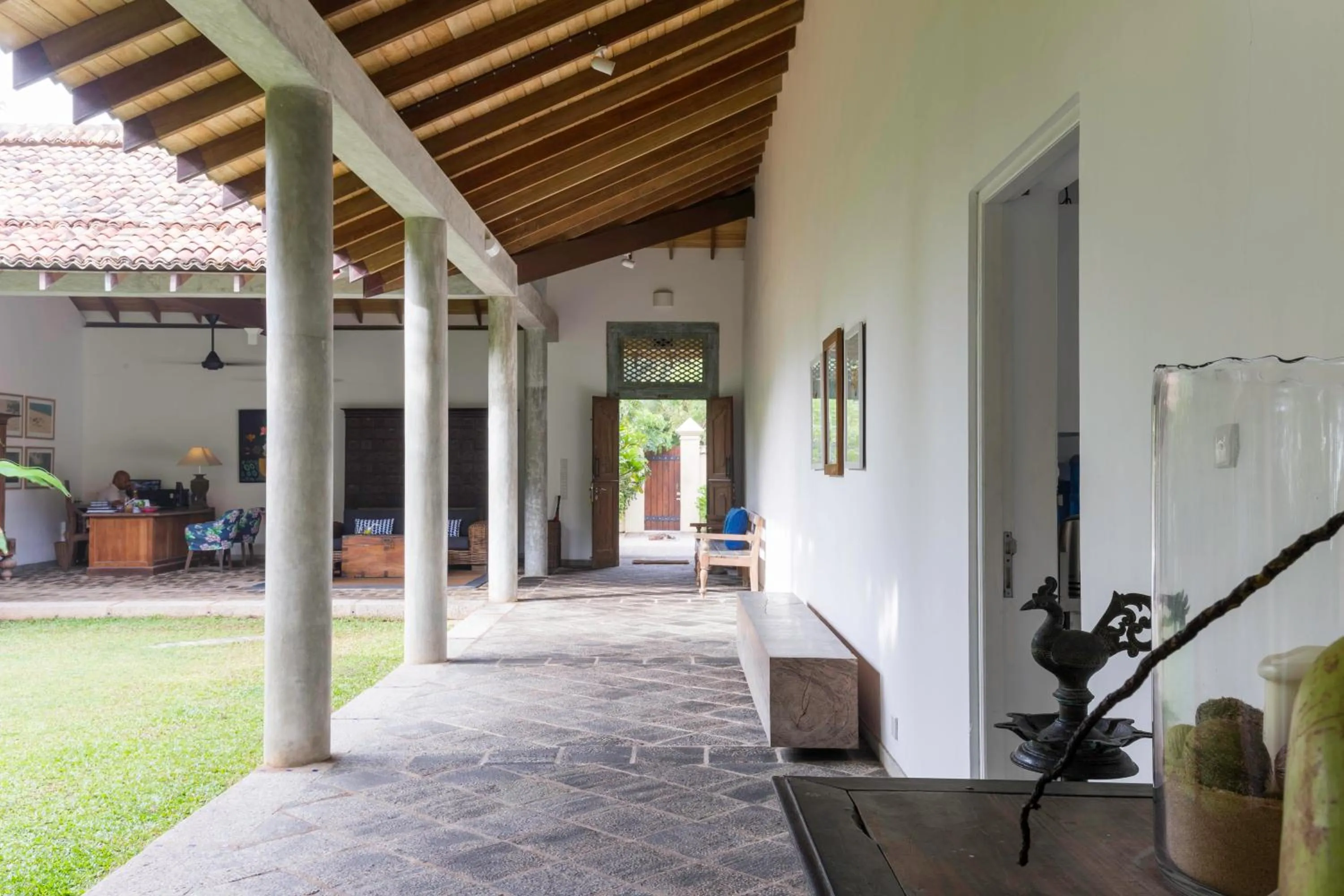 Villa Saffron Hikkaduwa