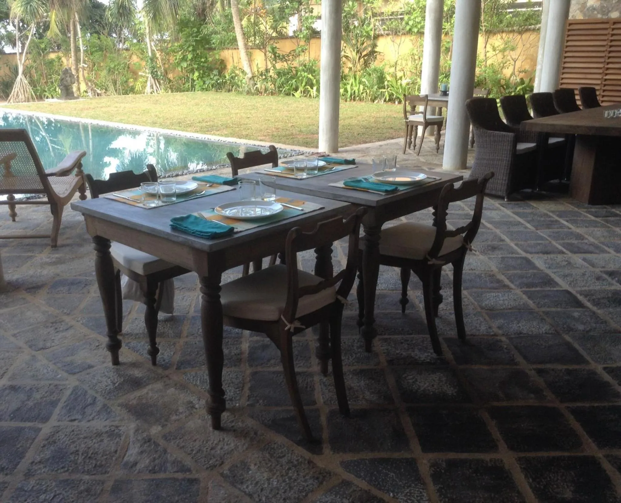 Restaurant/places to eat in Villa Saffron Hikkaduwa