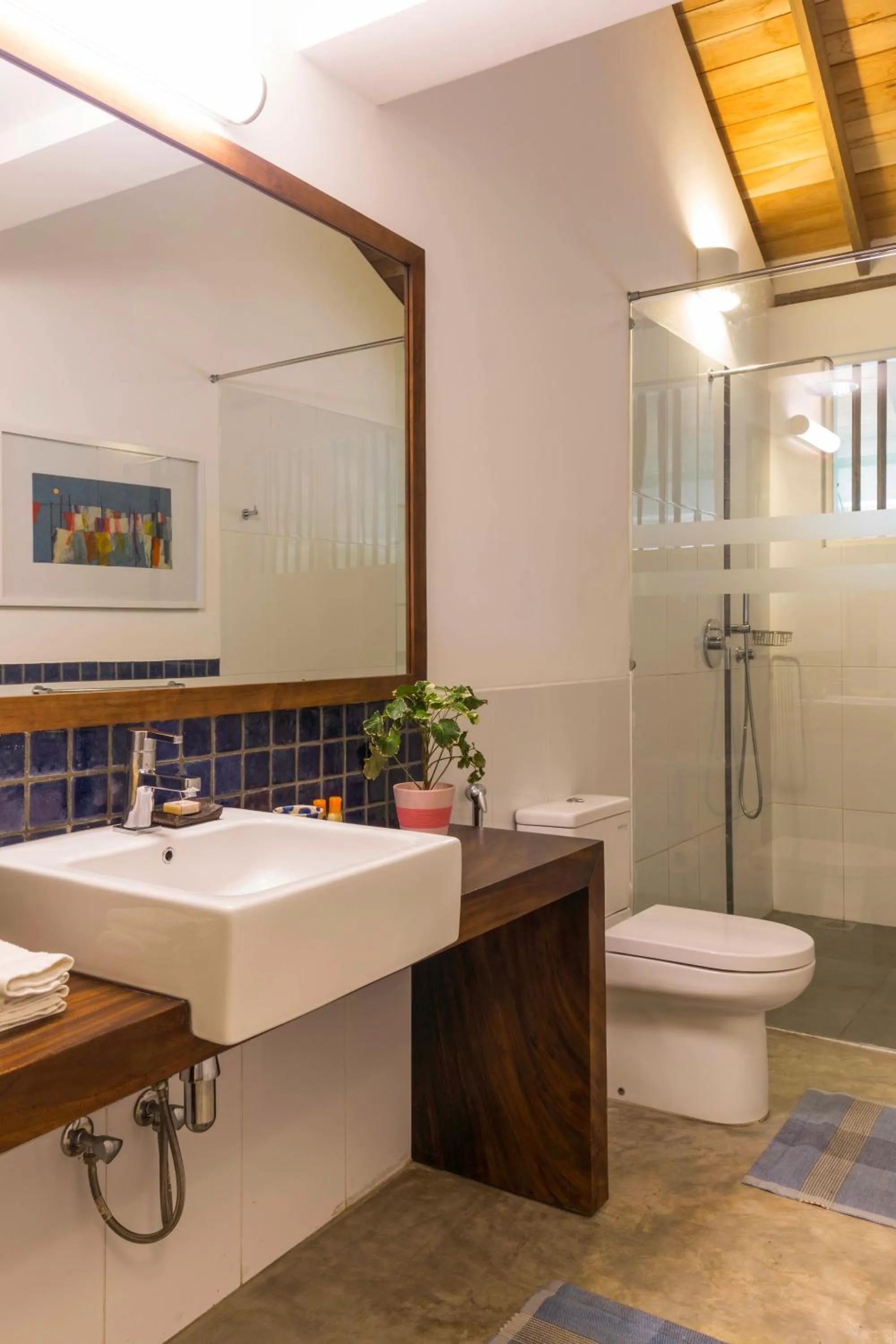 Villa Saffron Hikkaduwa