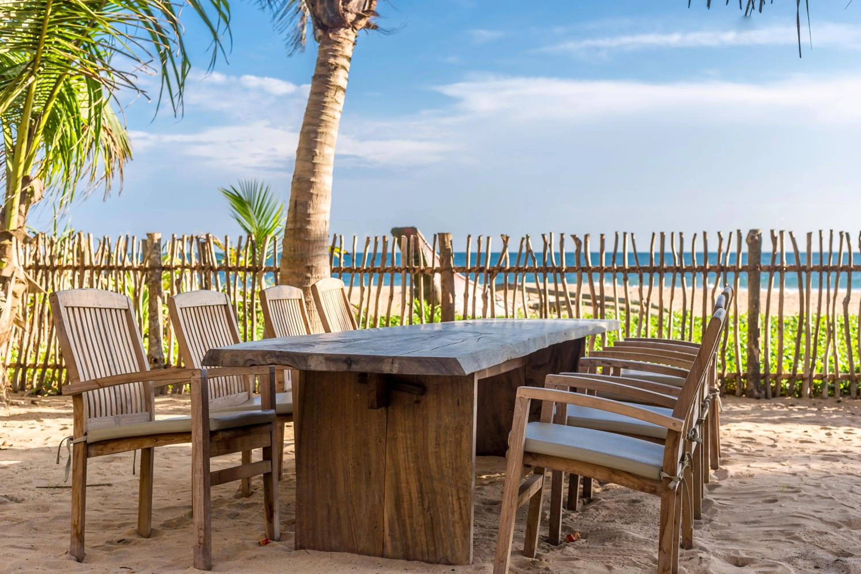 Seating area in Villa Saffron Hikkaduwa