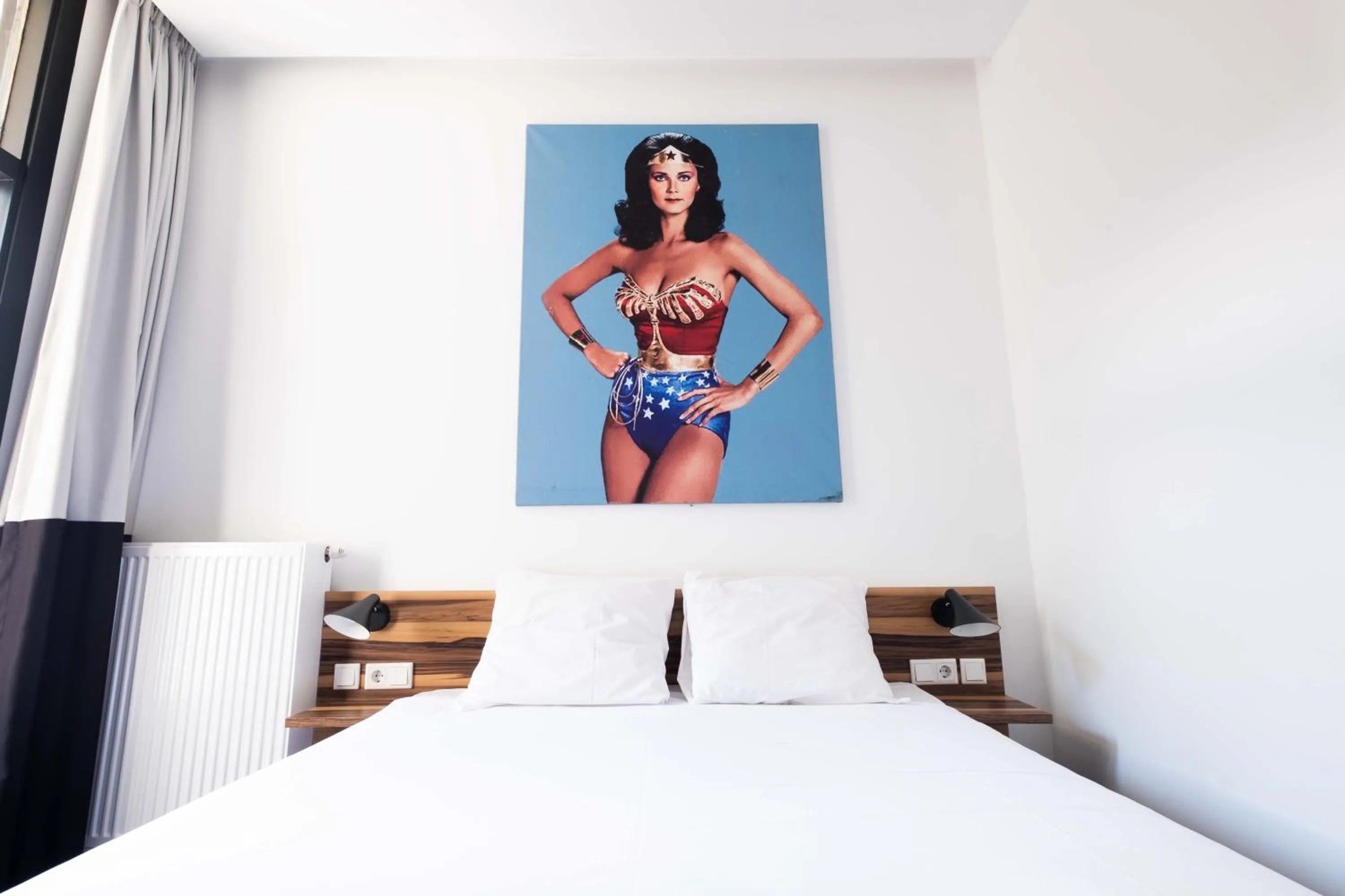 Bed in The Arcade Hotel Amsterdam