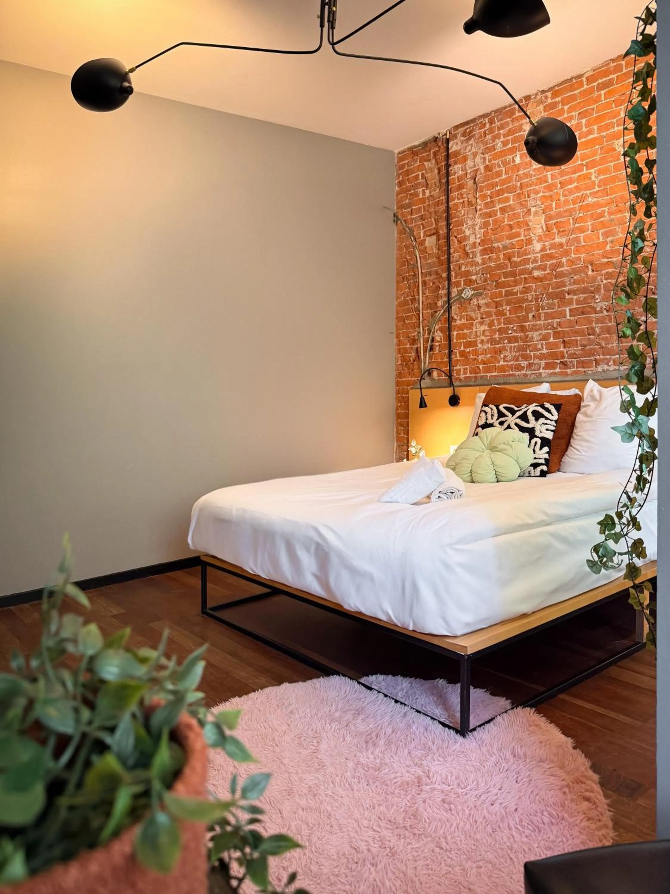 Bed in De Pijp Boutique Hotel