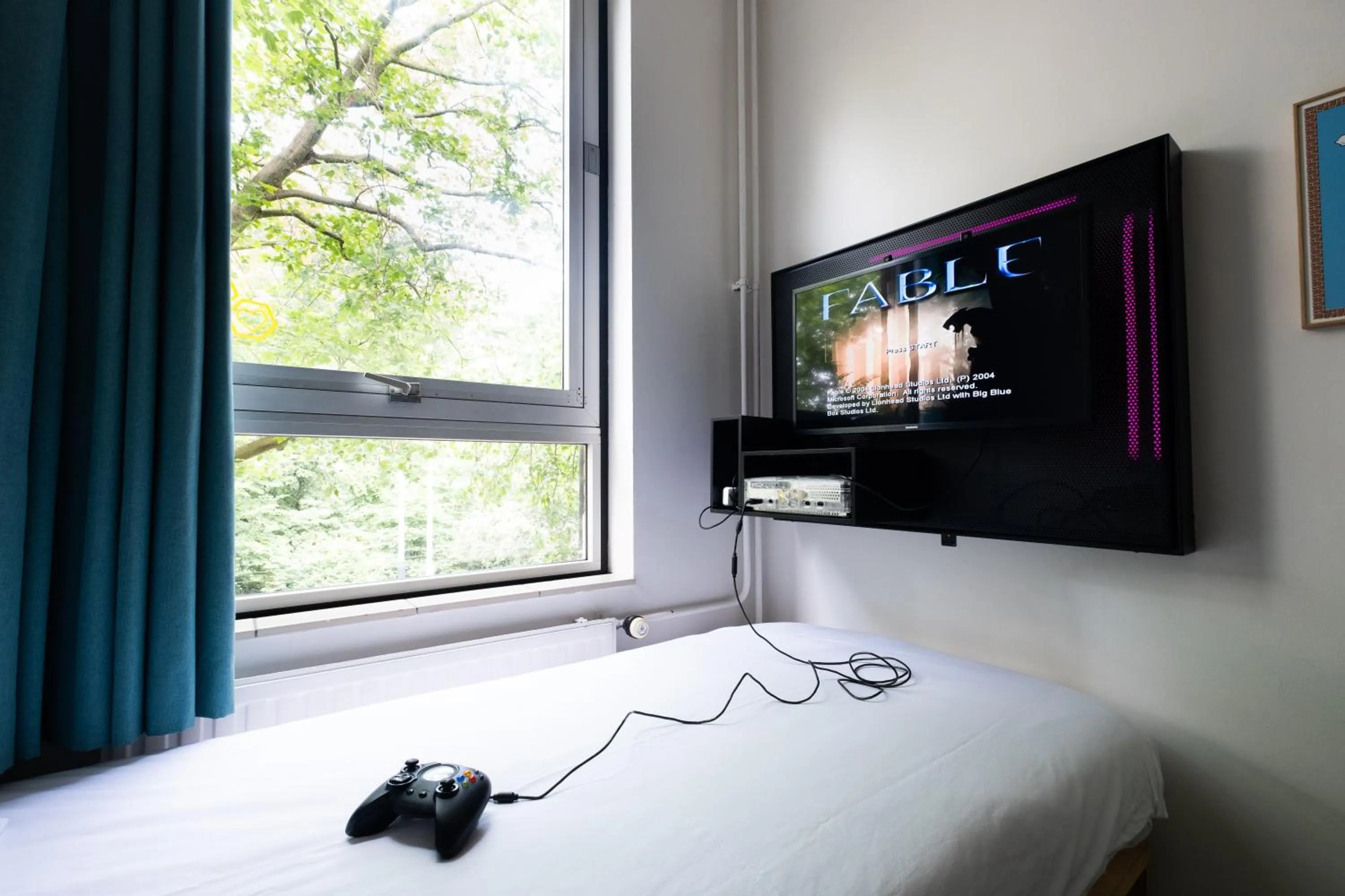 Bed in The Arcade Hotel Amsterdam