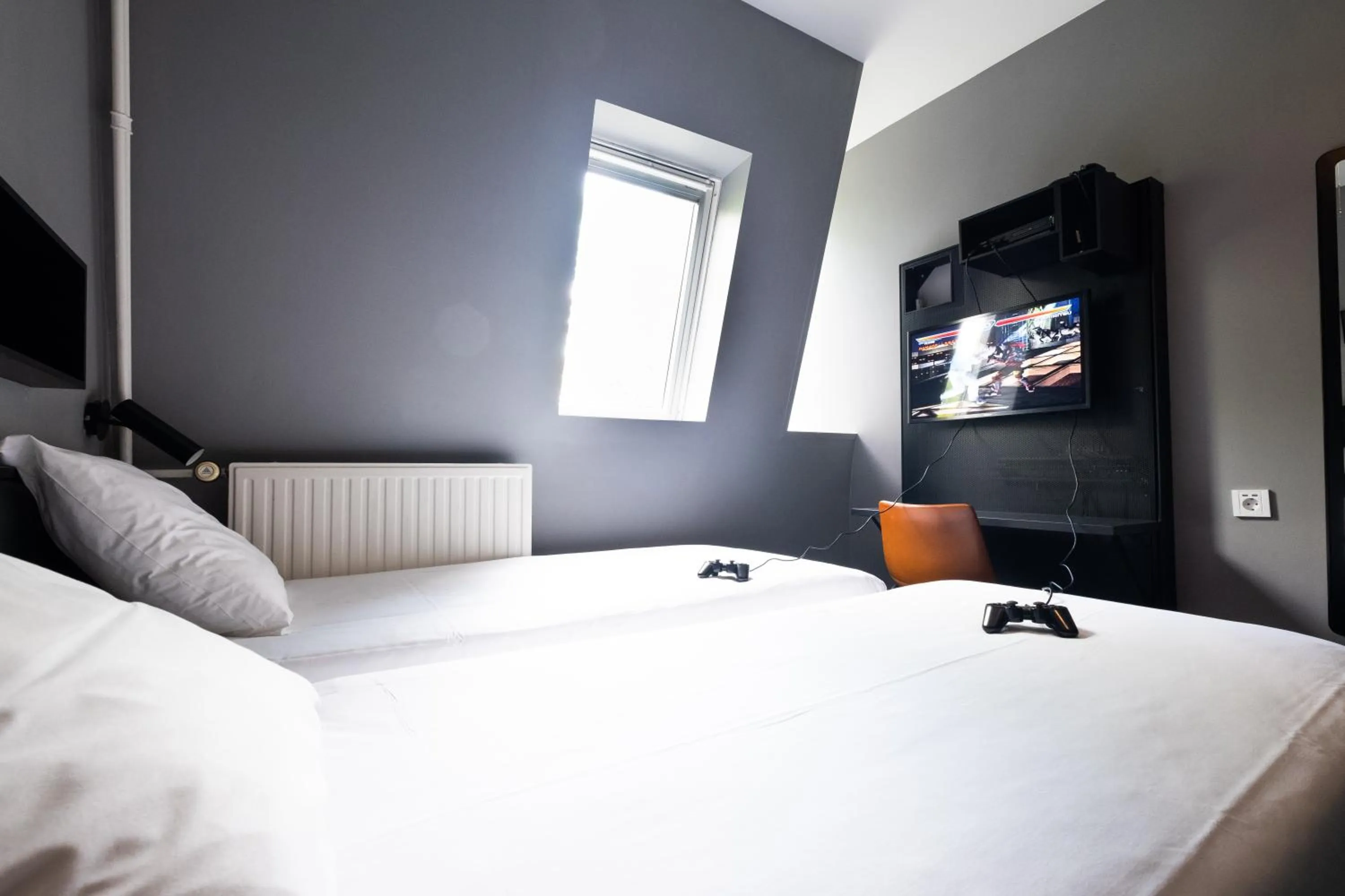 Bed in The Arcade Hotel Amsterdam