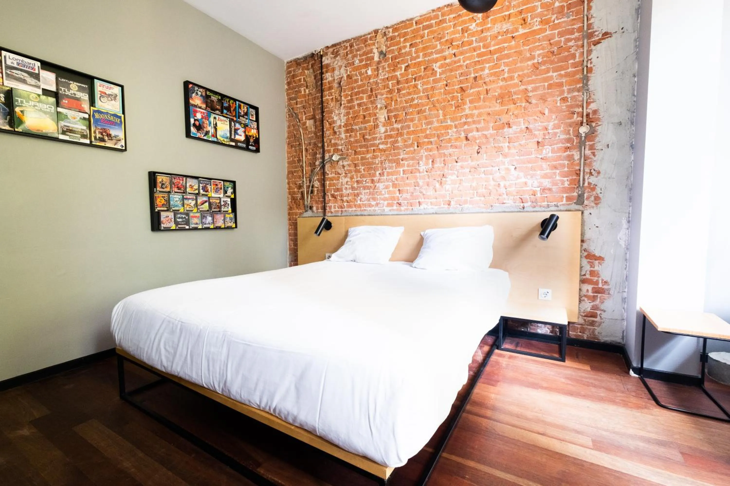 Bed in The Arcade Hotel Amsterdam