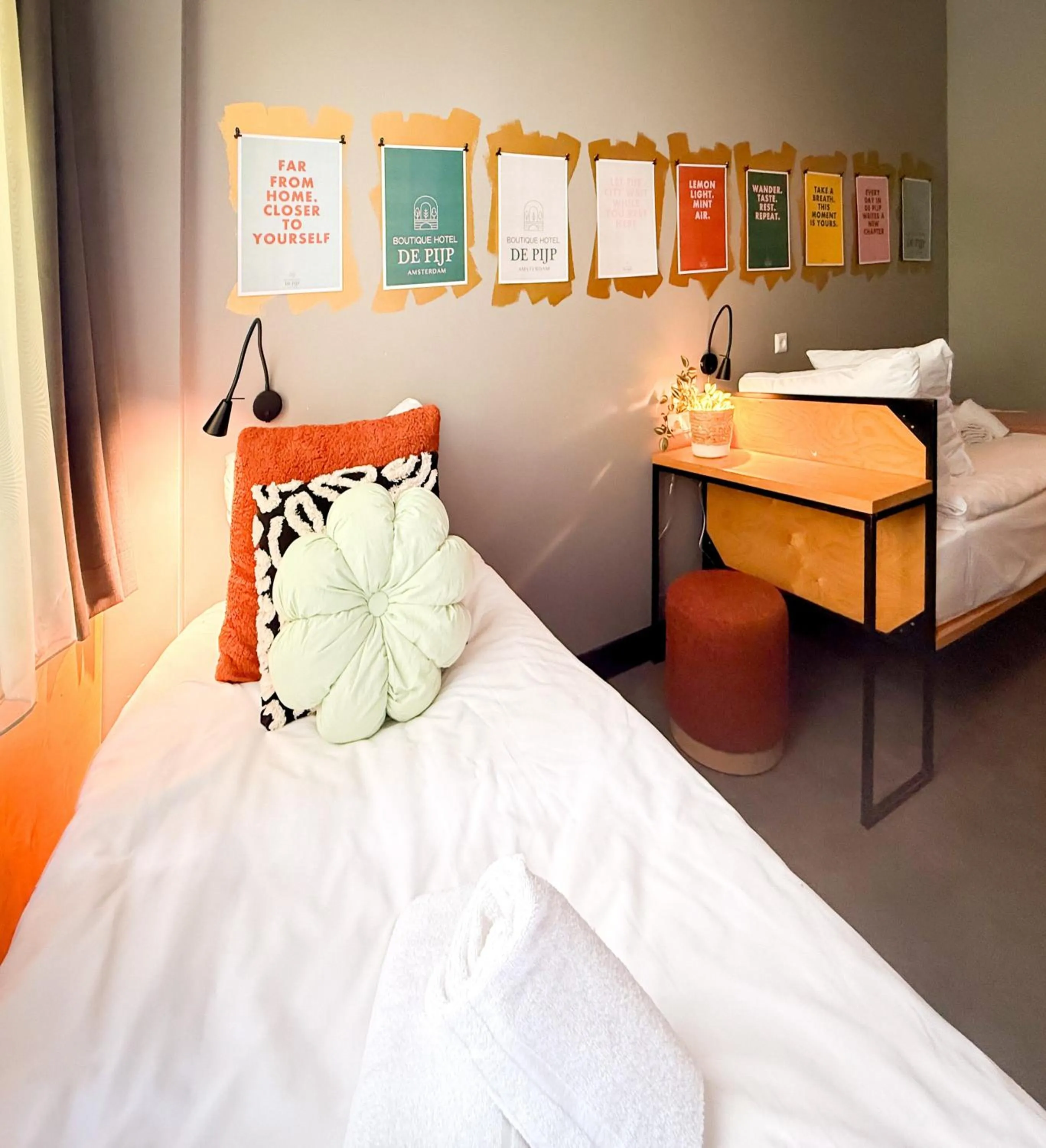 Bed in De Pijp Boutique Hotel