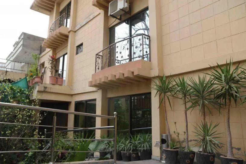 Property building in Savoy Inn Guest House Islamabad
