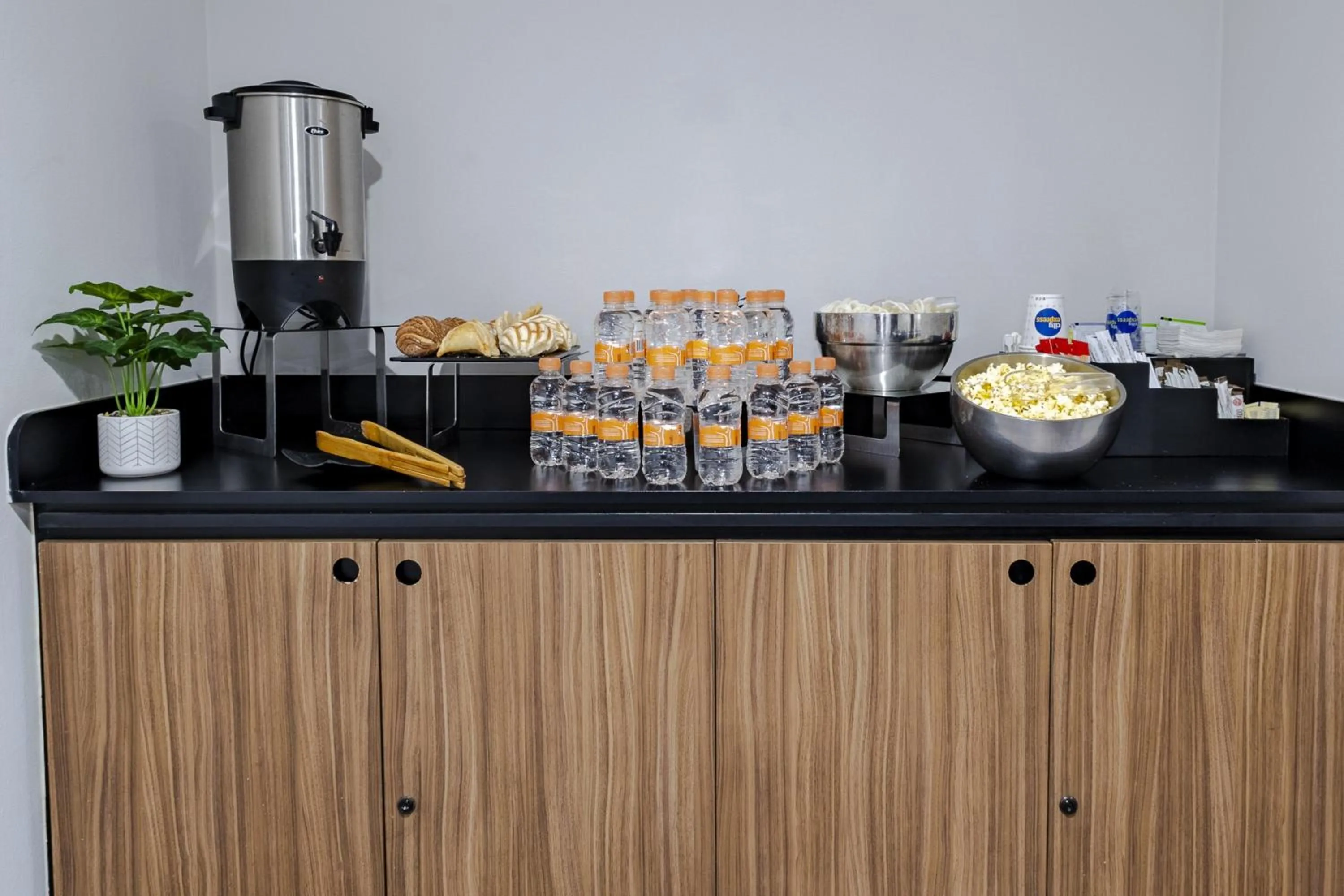 Meeting/conference room in City Express by Marriott Guadalajara Aeropuerto