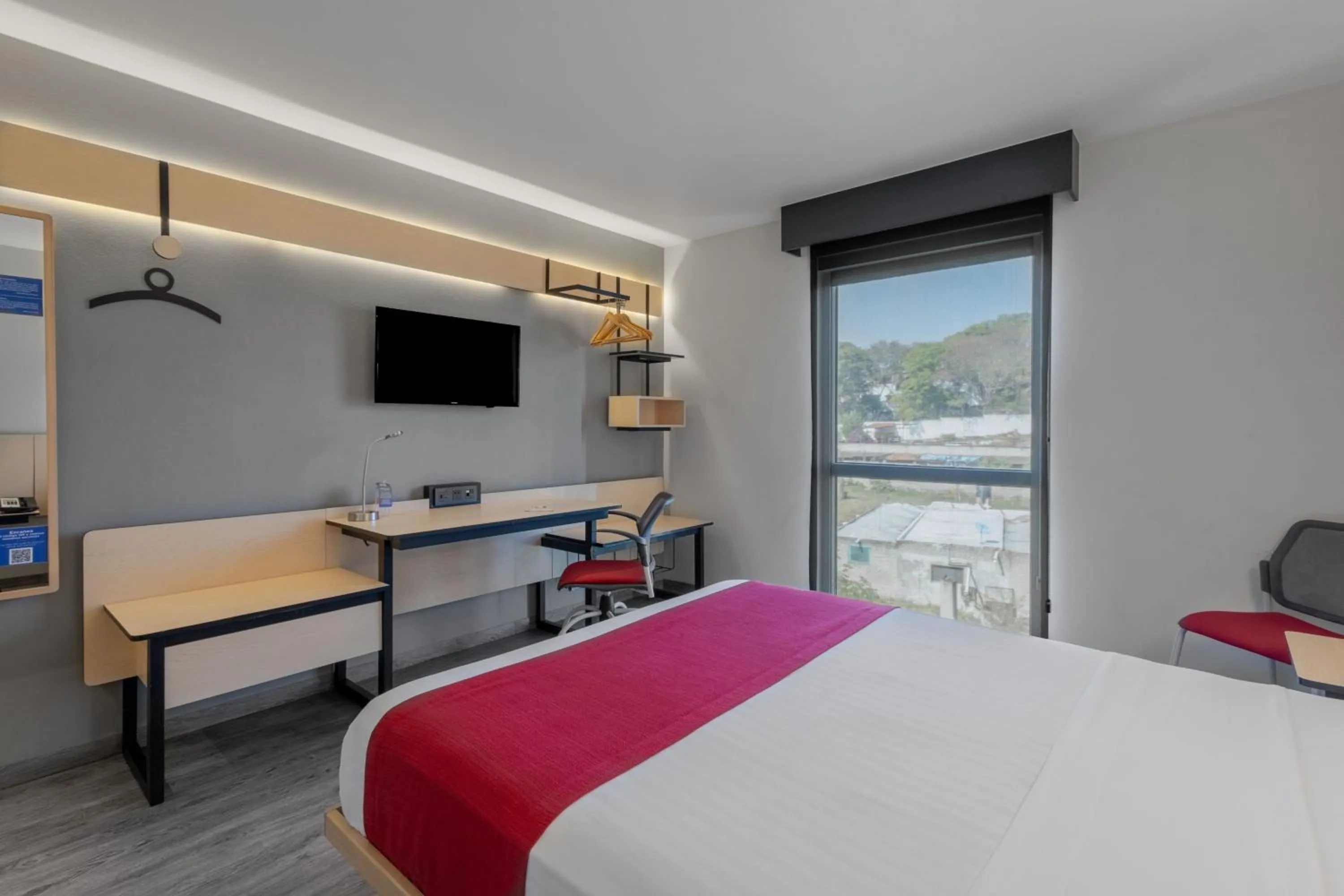 Bedroom, Bed in City Express by Marriott Guadalajara Aeropuerto