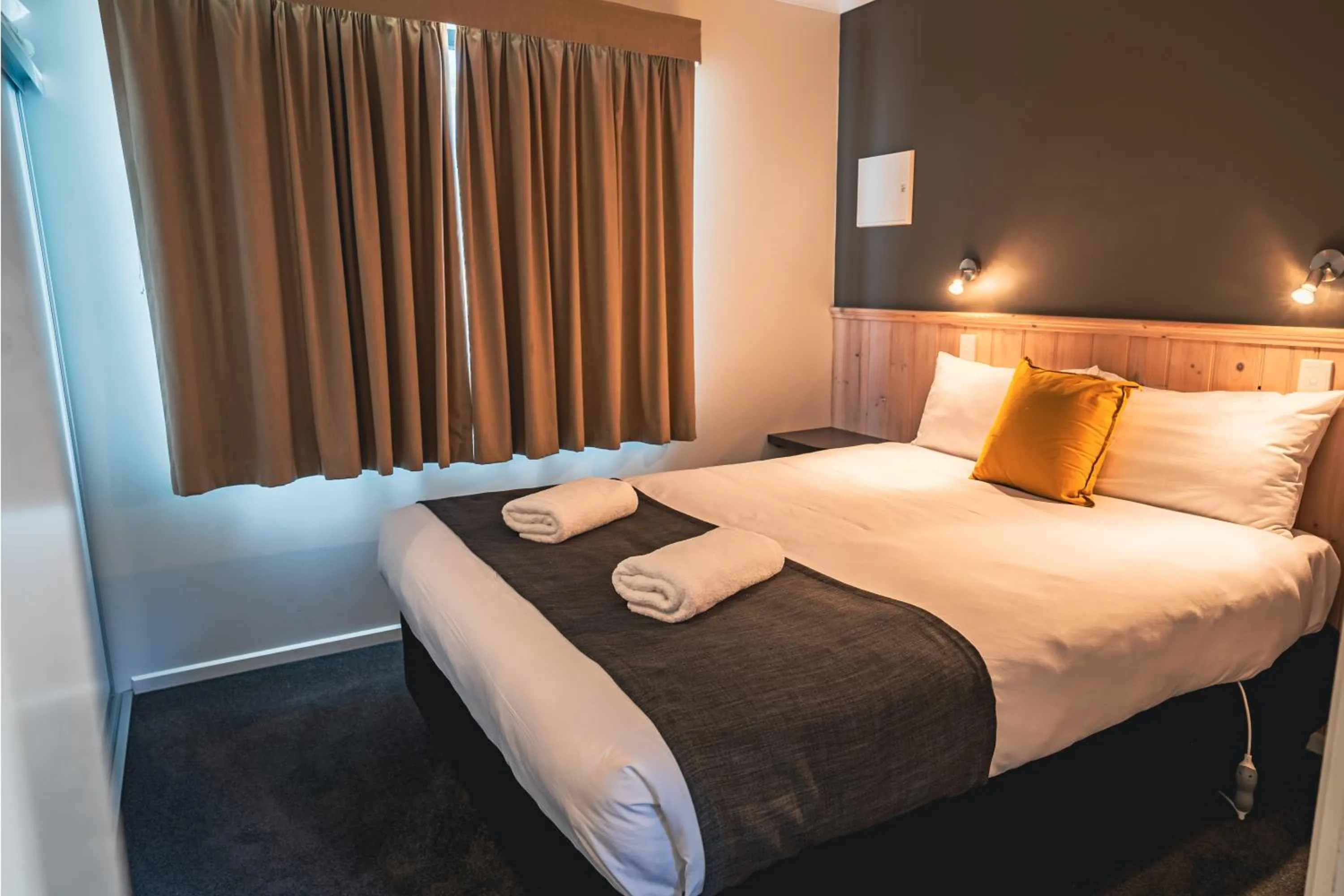 Bedroom, Bed in BIG4 Tassie Getaway Parks St Helens