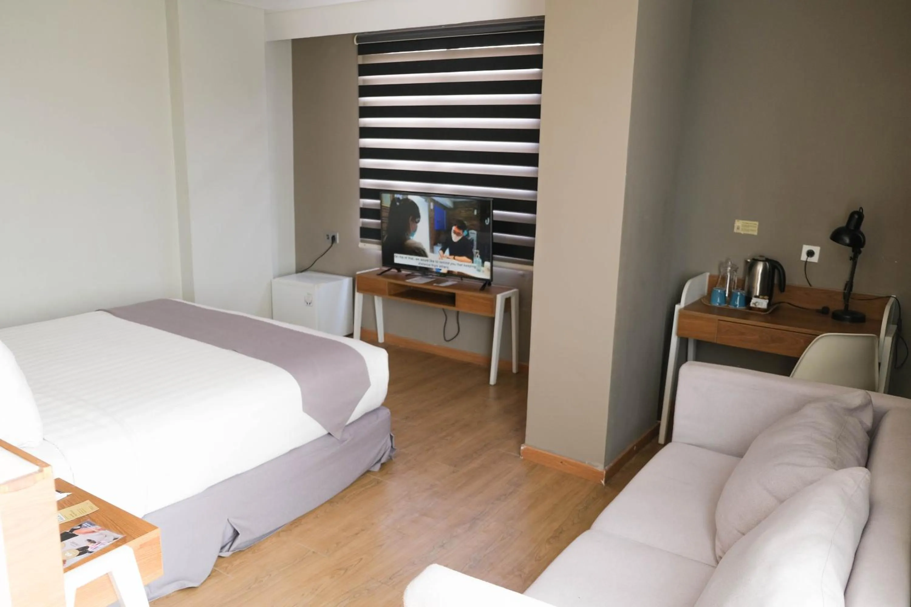 Bedroom, Bed in Allstay Hotel Semarang Simpang Lima