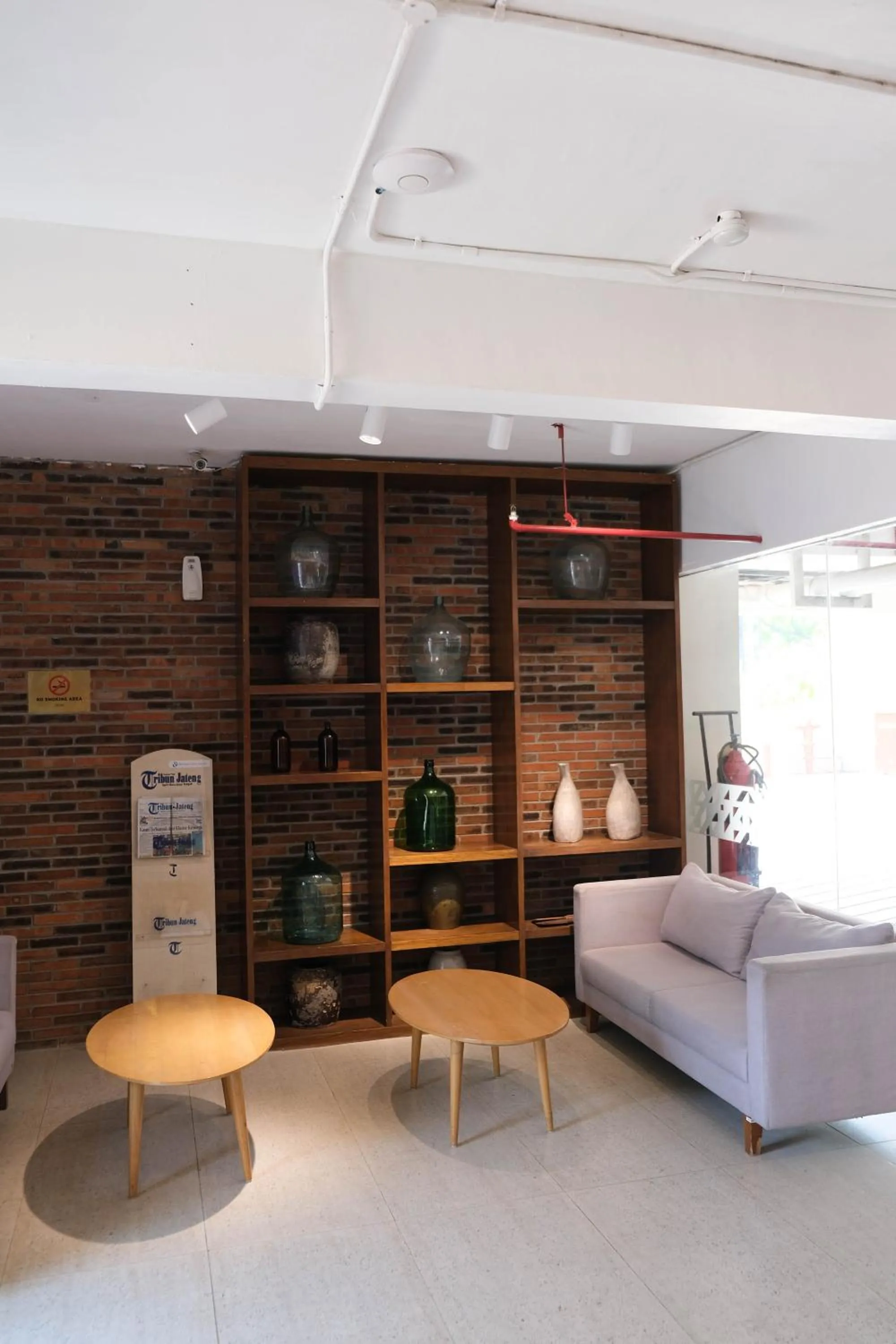 Lobby or reception in Allstay Hotel Semarang Simpang Lima