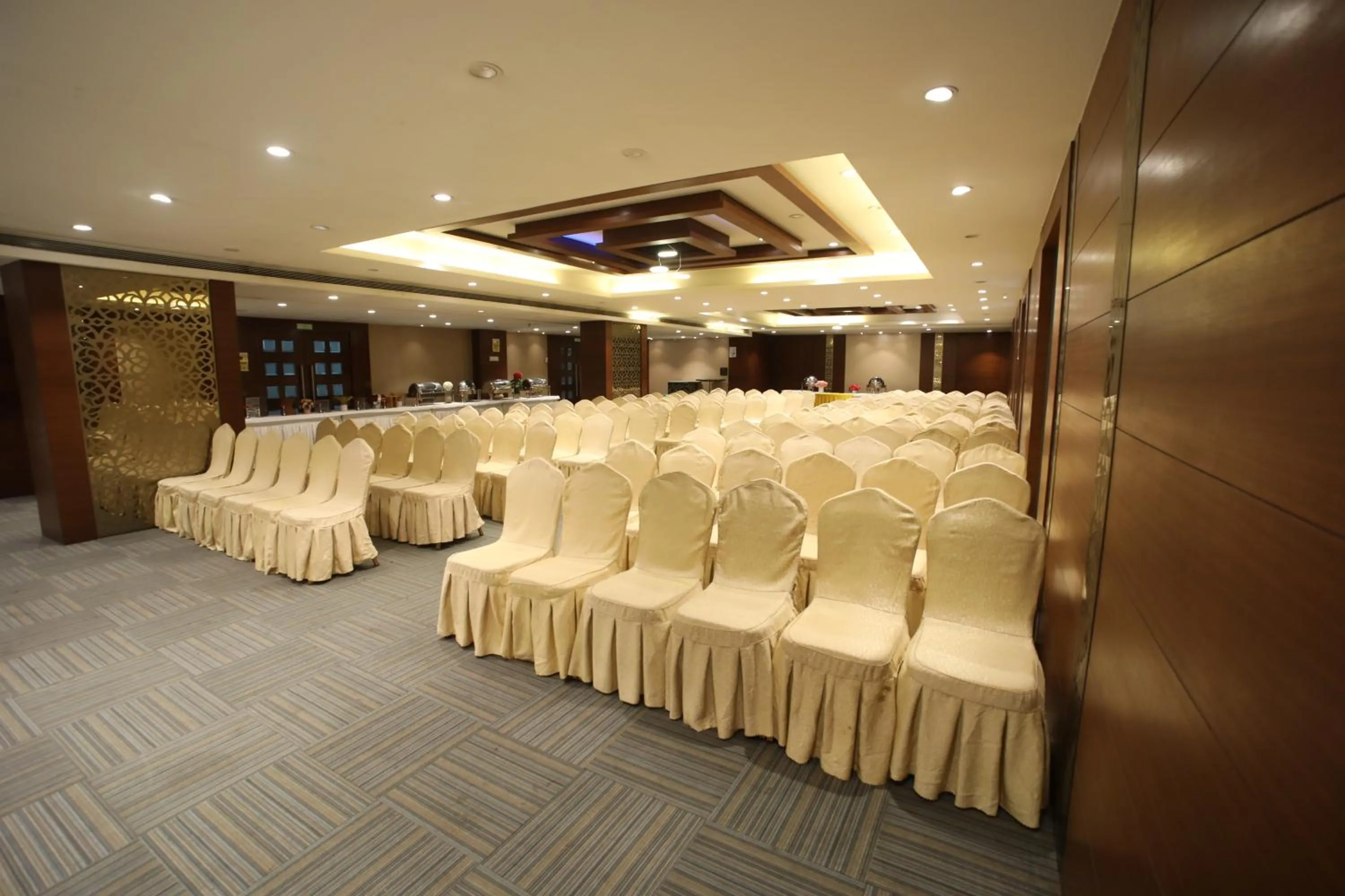 Banquet/Function facilities in The Byke Suraj Plaza Pure Veg, Thane