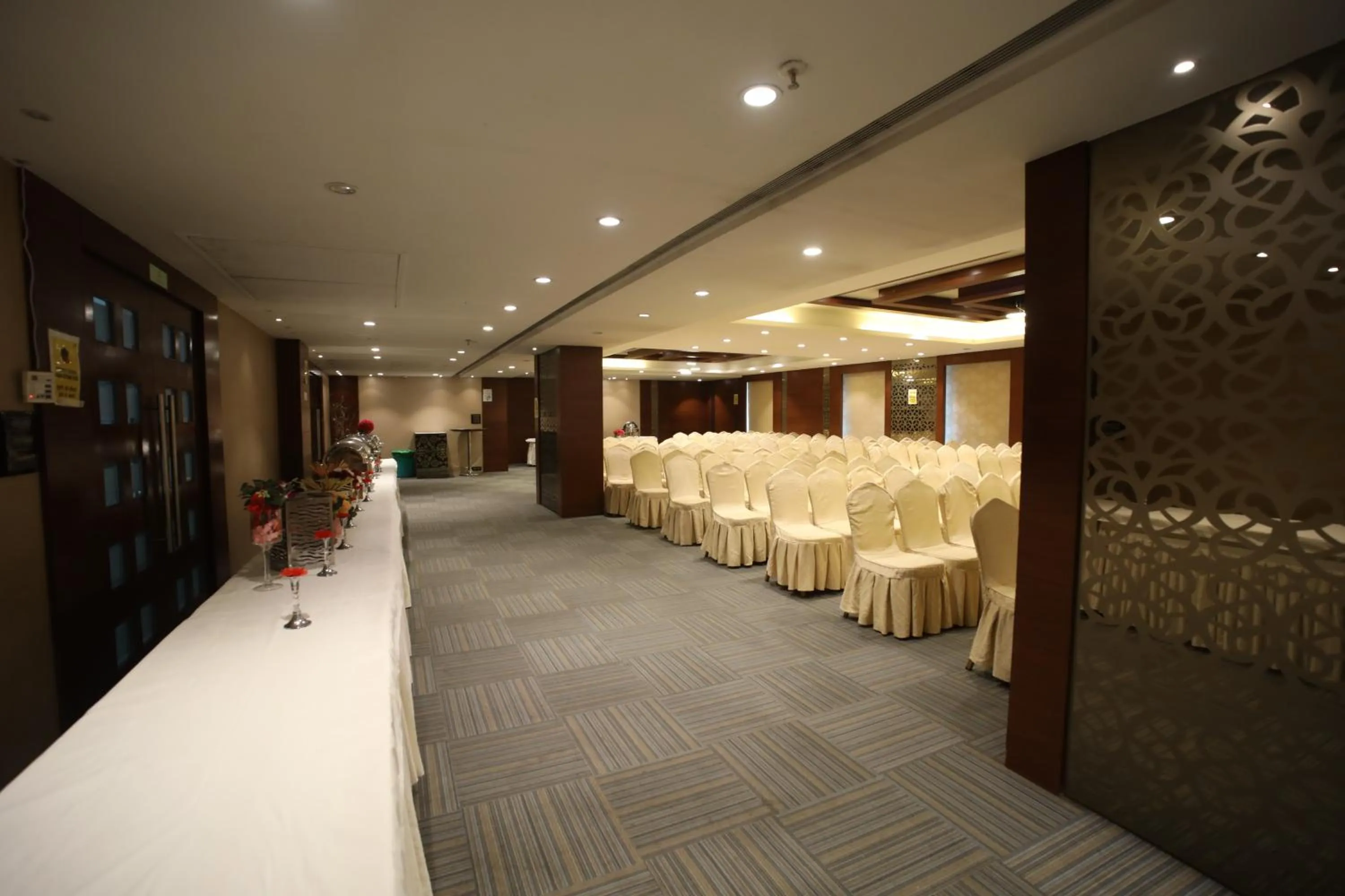 Banquet/Function facilities in The Byke Suraj Plaza Pure Veg, Thane