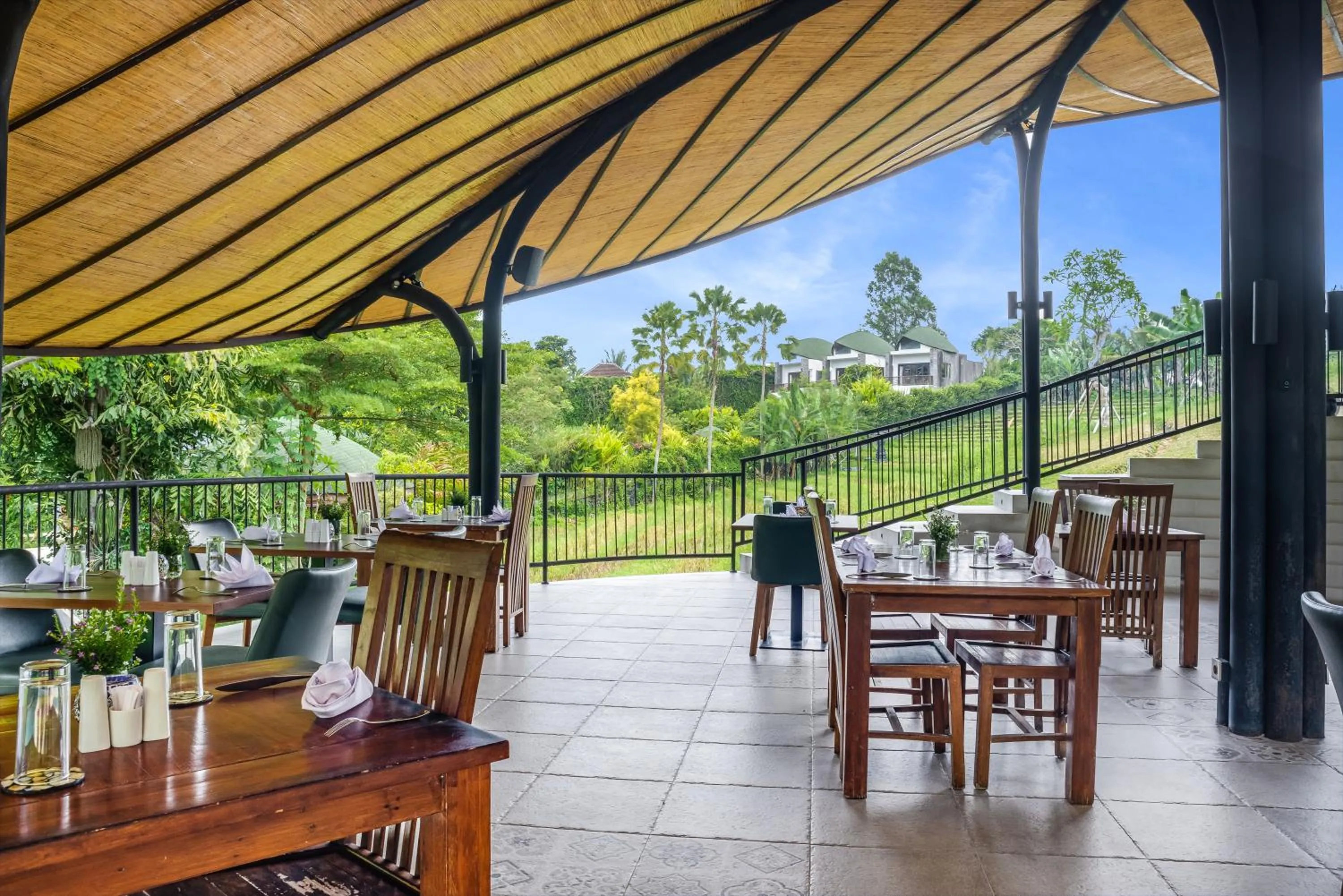 Restaurant/places to eat in De Moksha Eco Friendly Boutique Resort