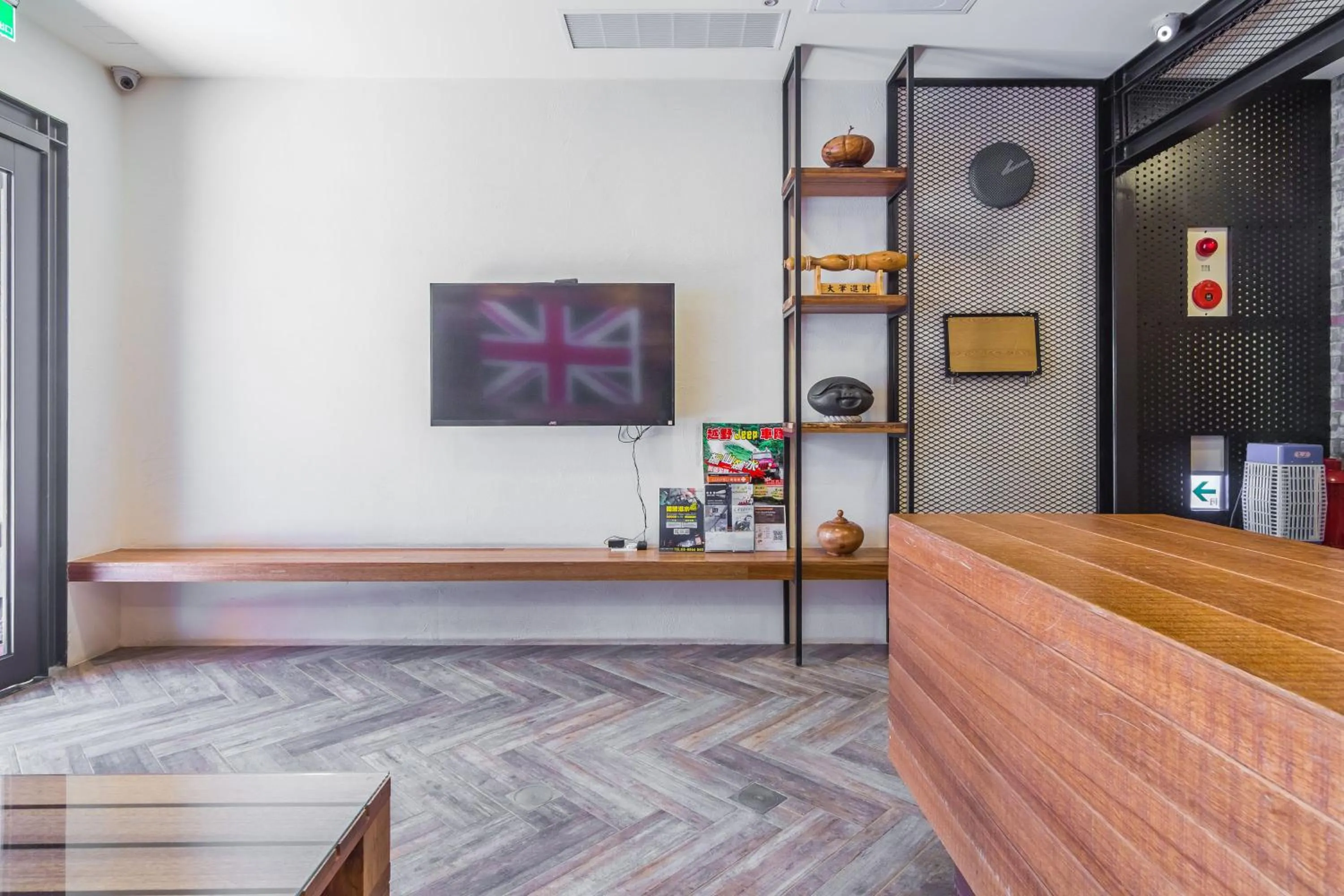 Decorative detail in Treasury Hotel 301