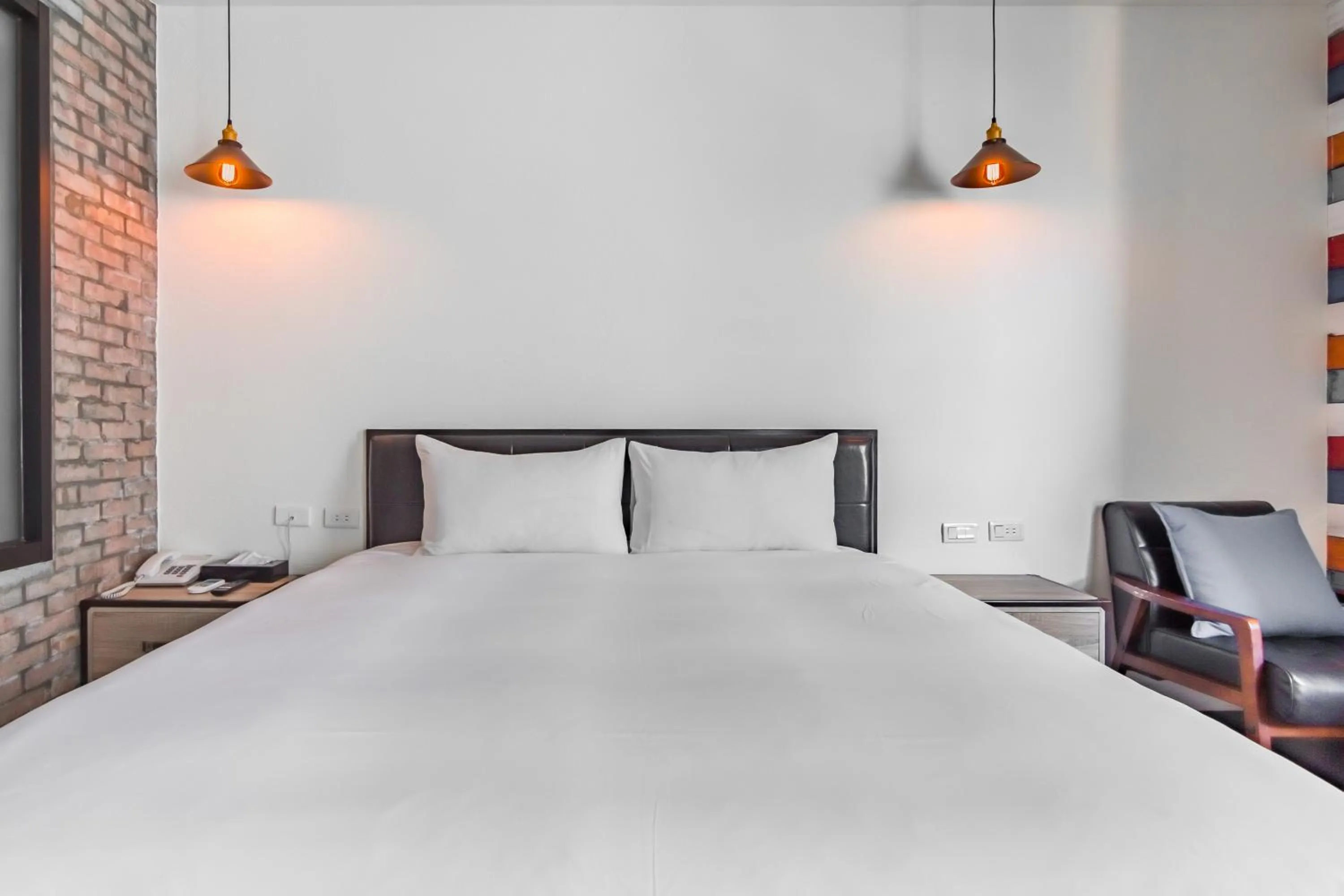 Decorative detail, Bed in Treasury Hotel 301