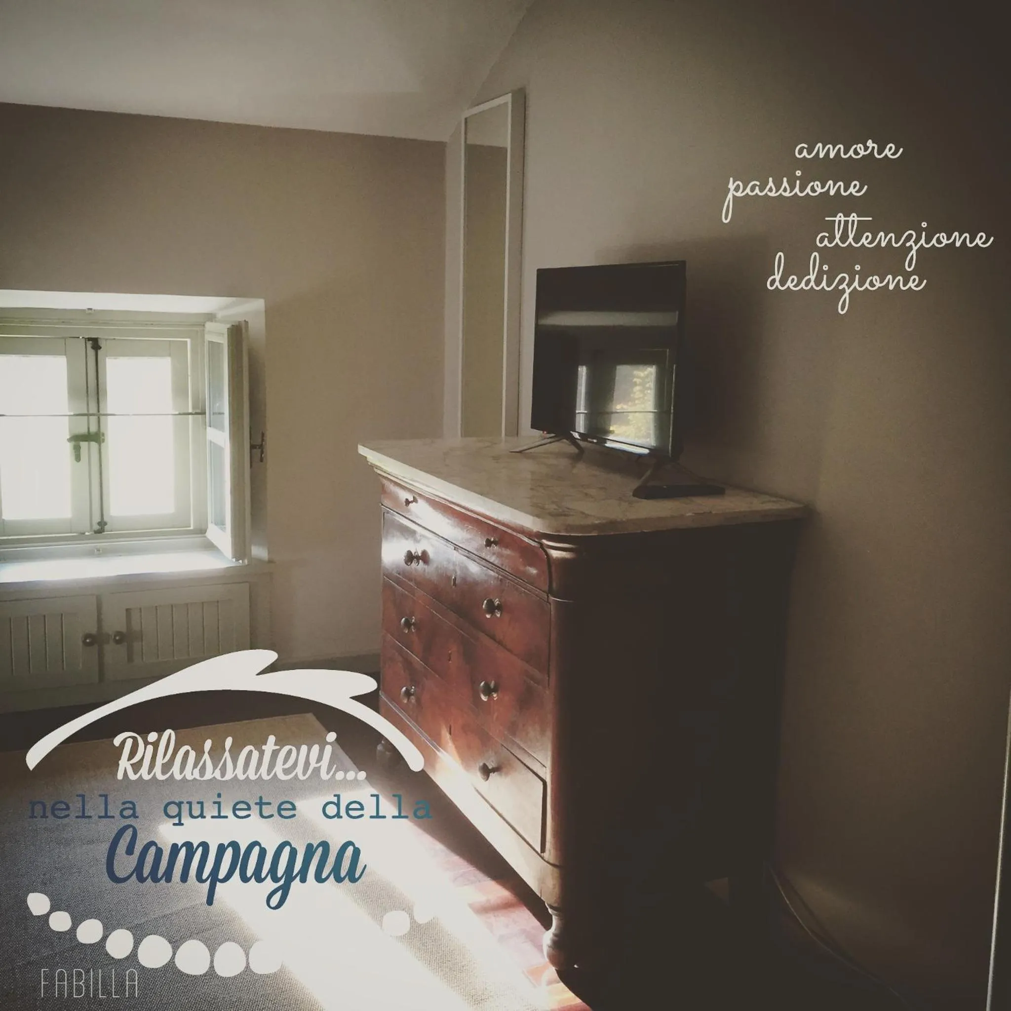 TV and multimedia, Bed in La Scuderia Charming Rooms b&b