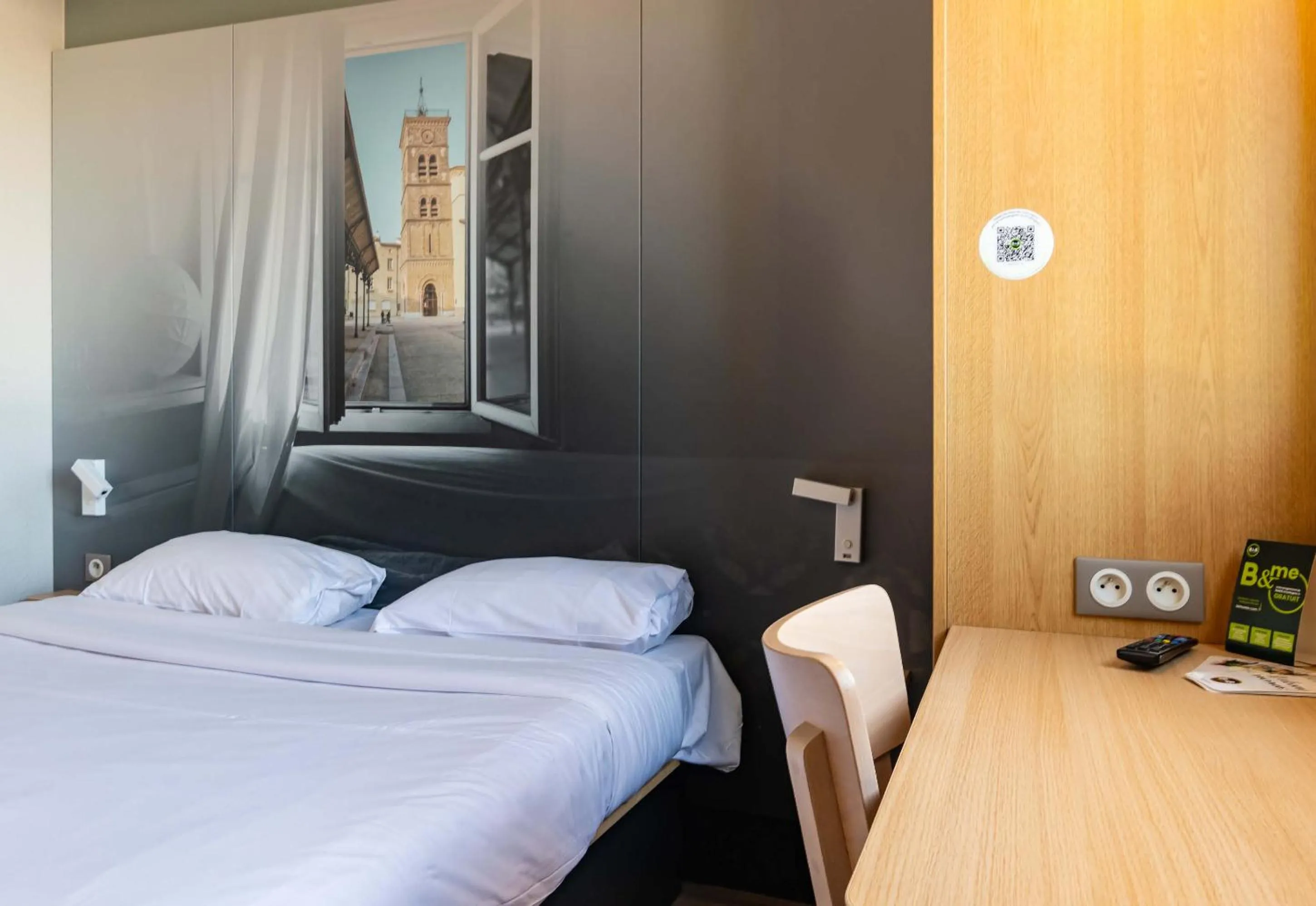 Bedroom, Bed in B&B HOTEL Valence Sud