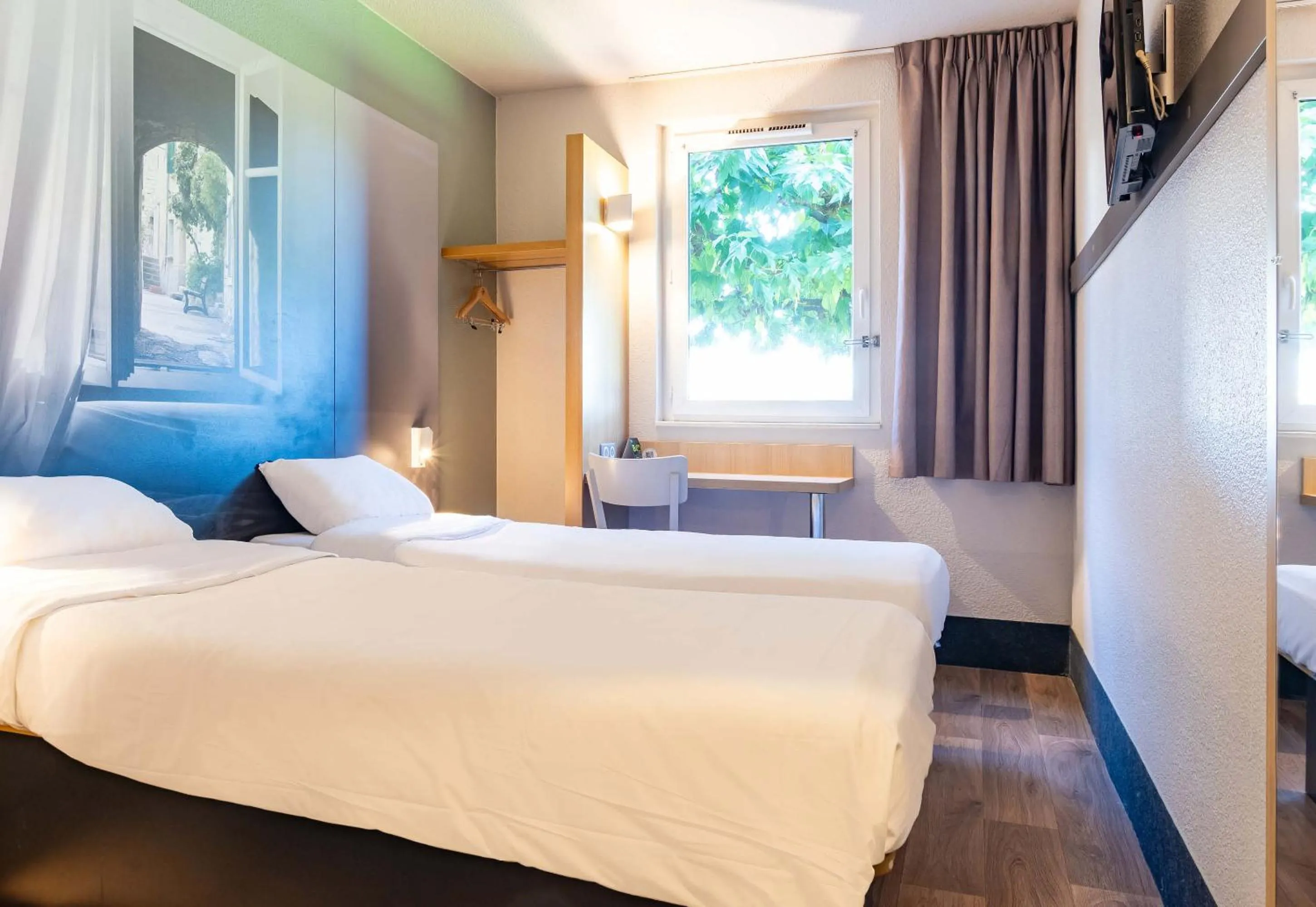 Bedroom, Bed in B&B HOTEL Valence Sud