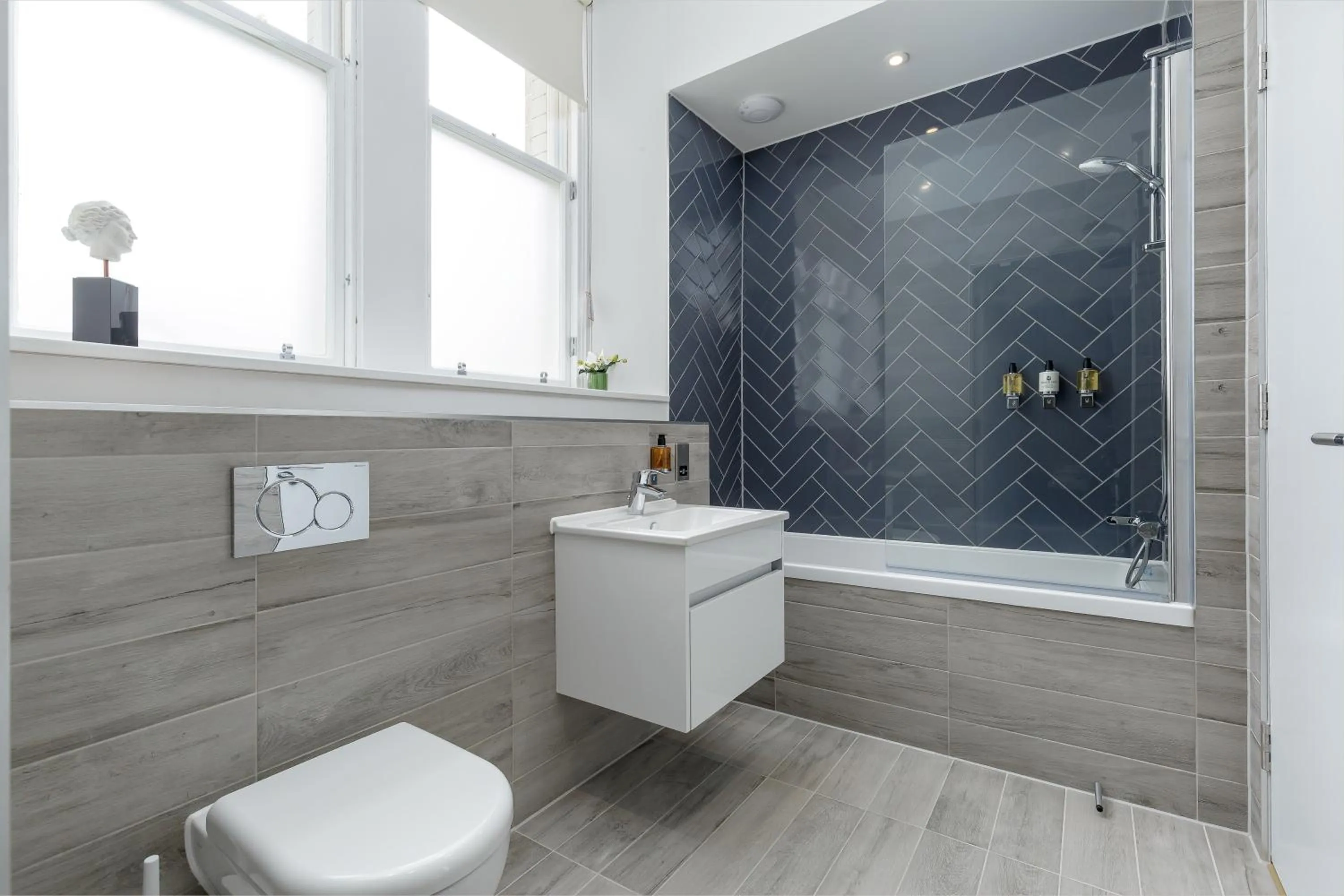 Destiny Scotland - Princes Street Residence