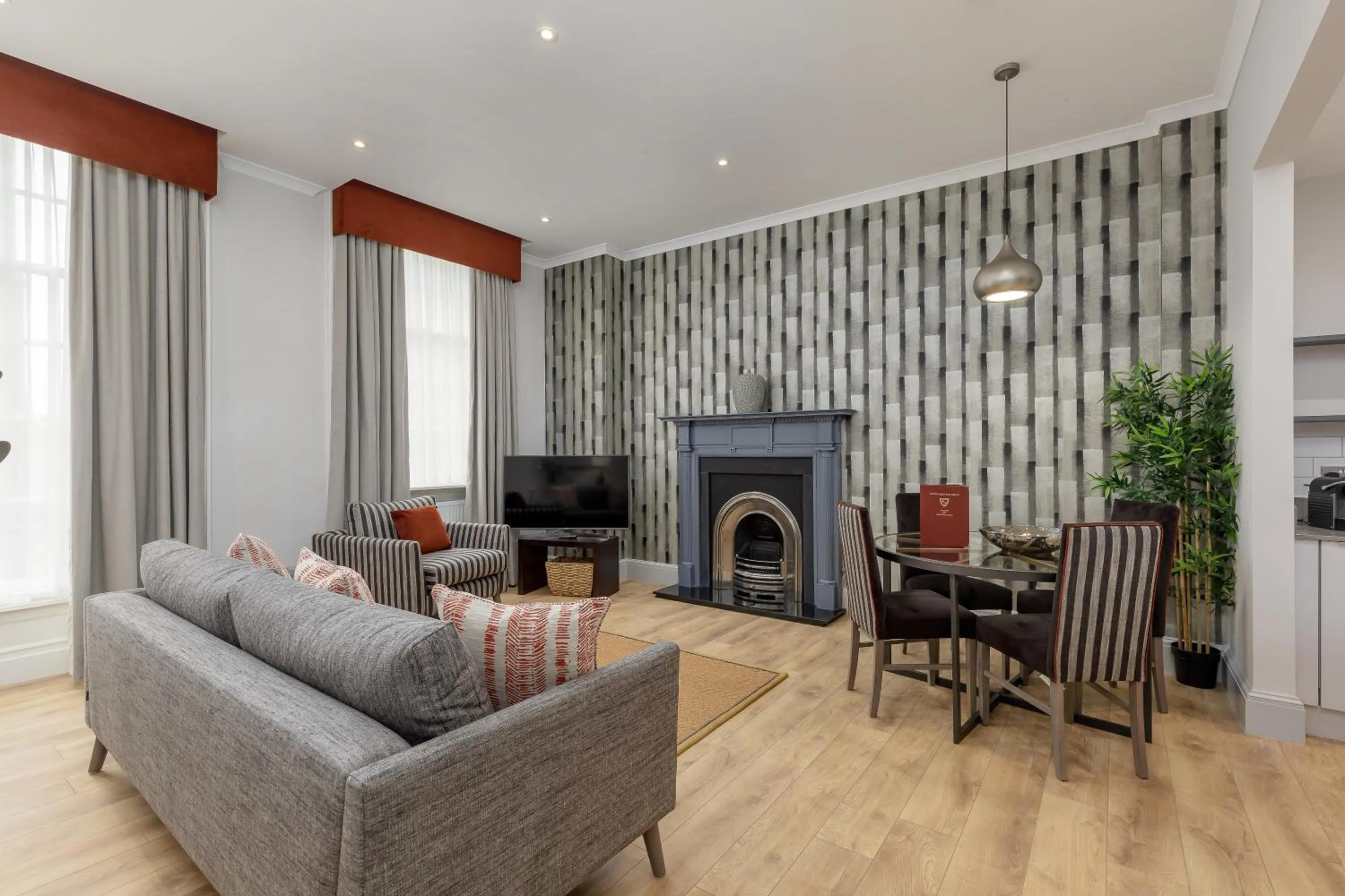 Destiny Scotland - Princes Street Residence