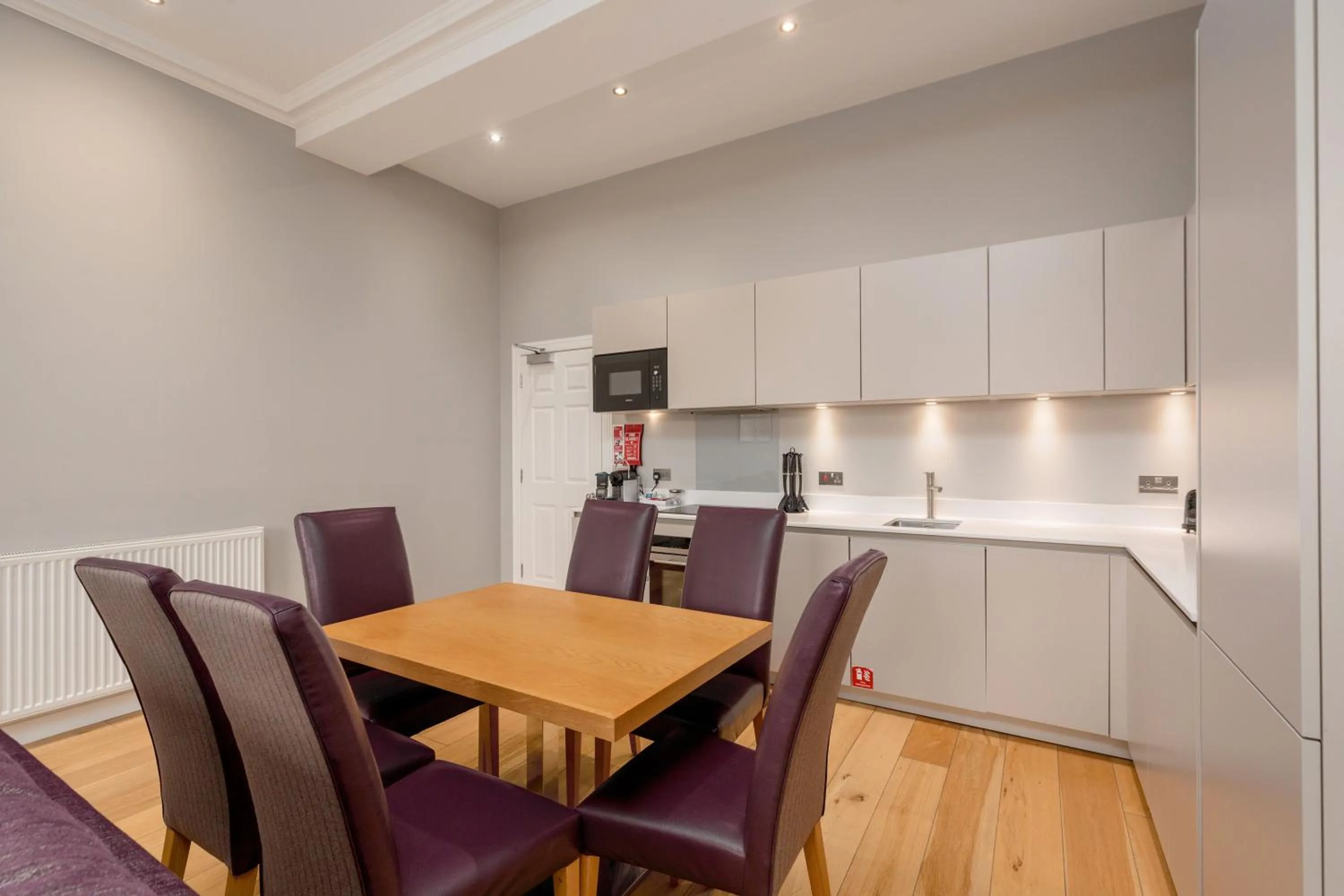 Destiny Scotland - Princes Street Residence