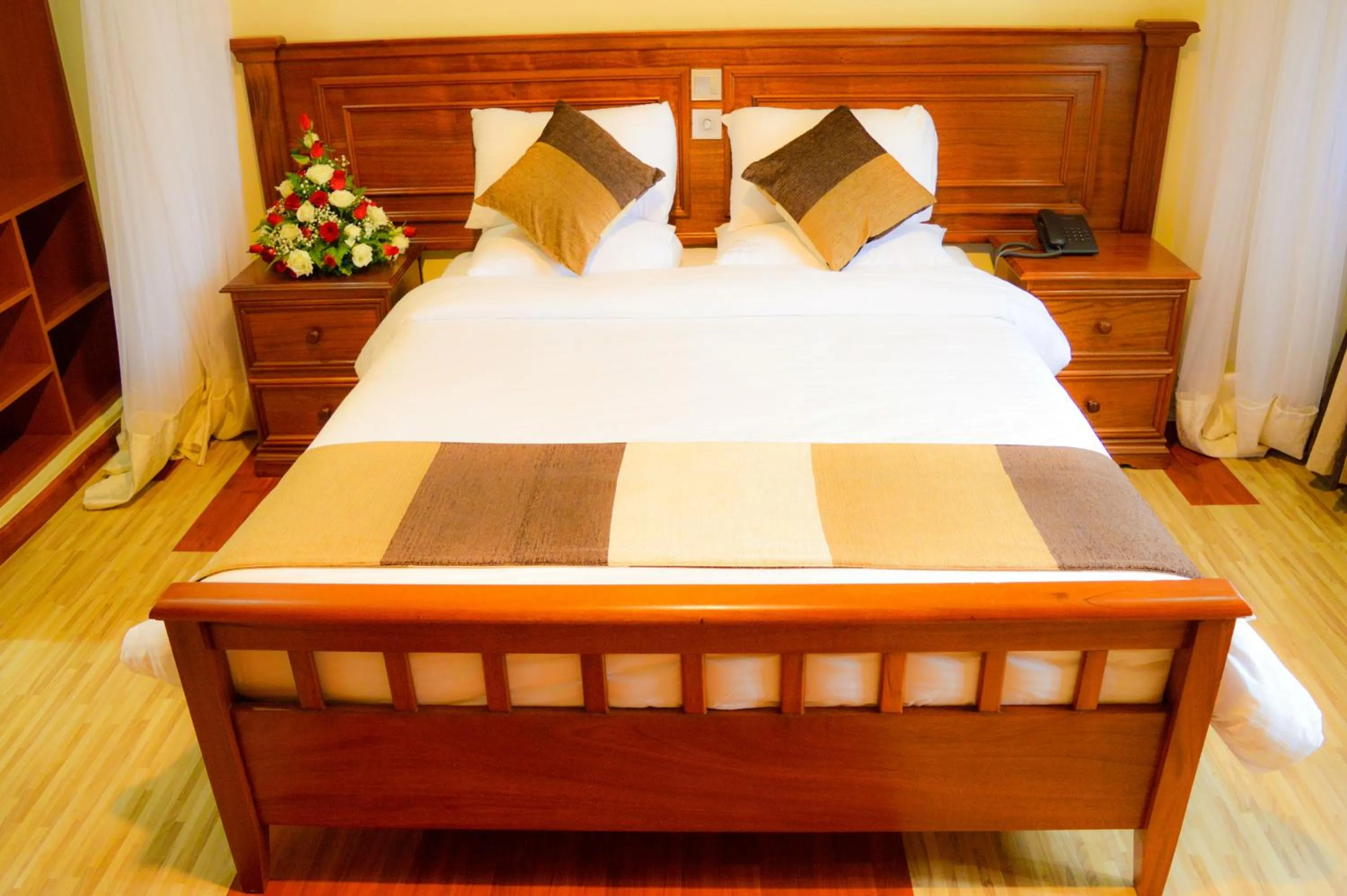 Bedroom, Bed in Red Ruby Hotel