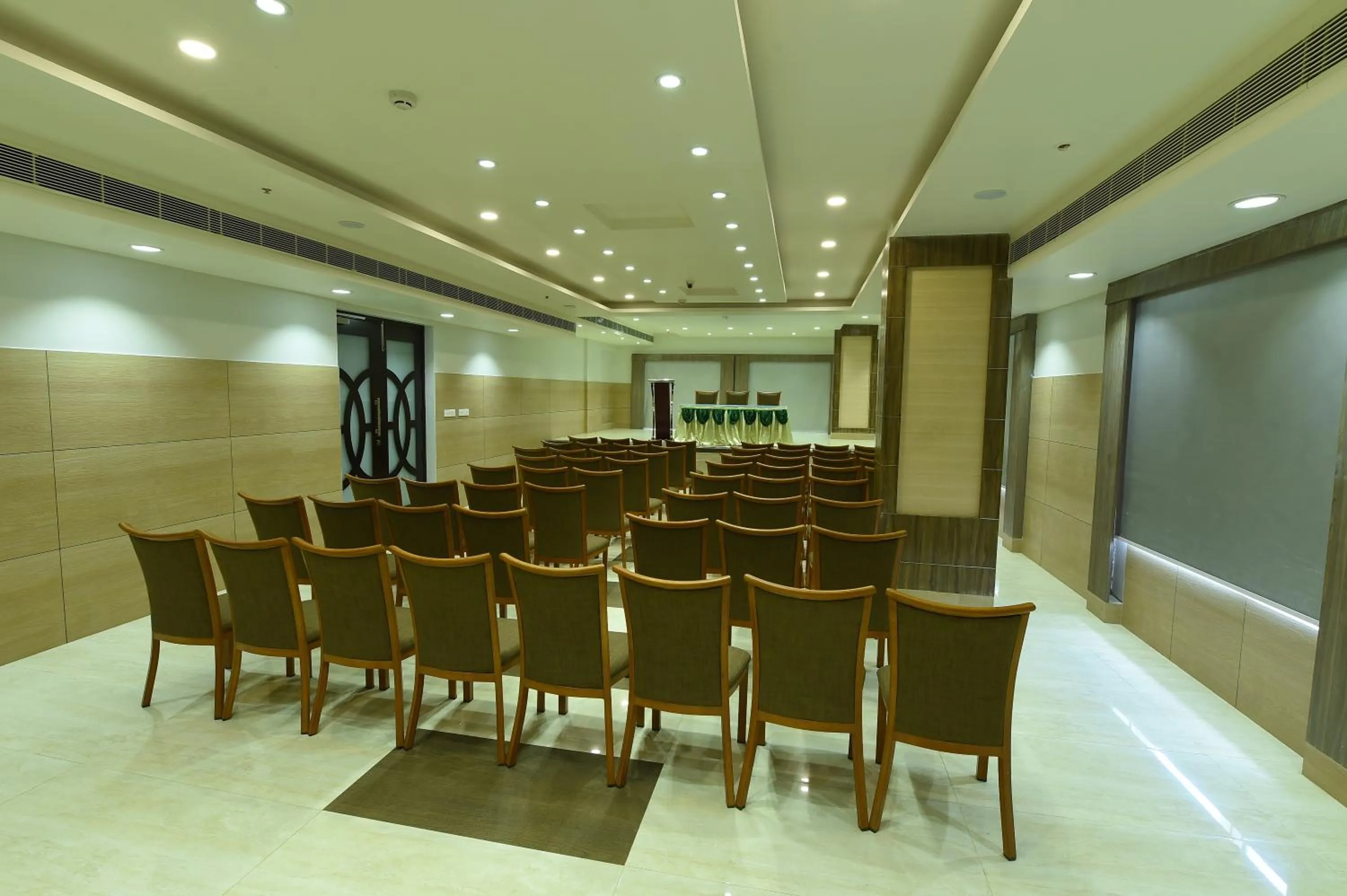 Business facilities in Mayas Kem Pride A Group of hotel Mayas