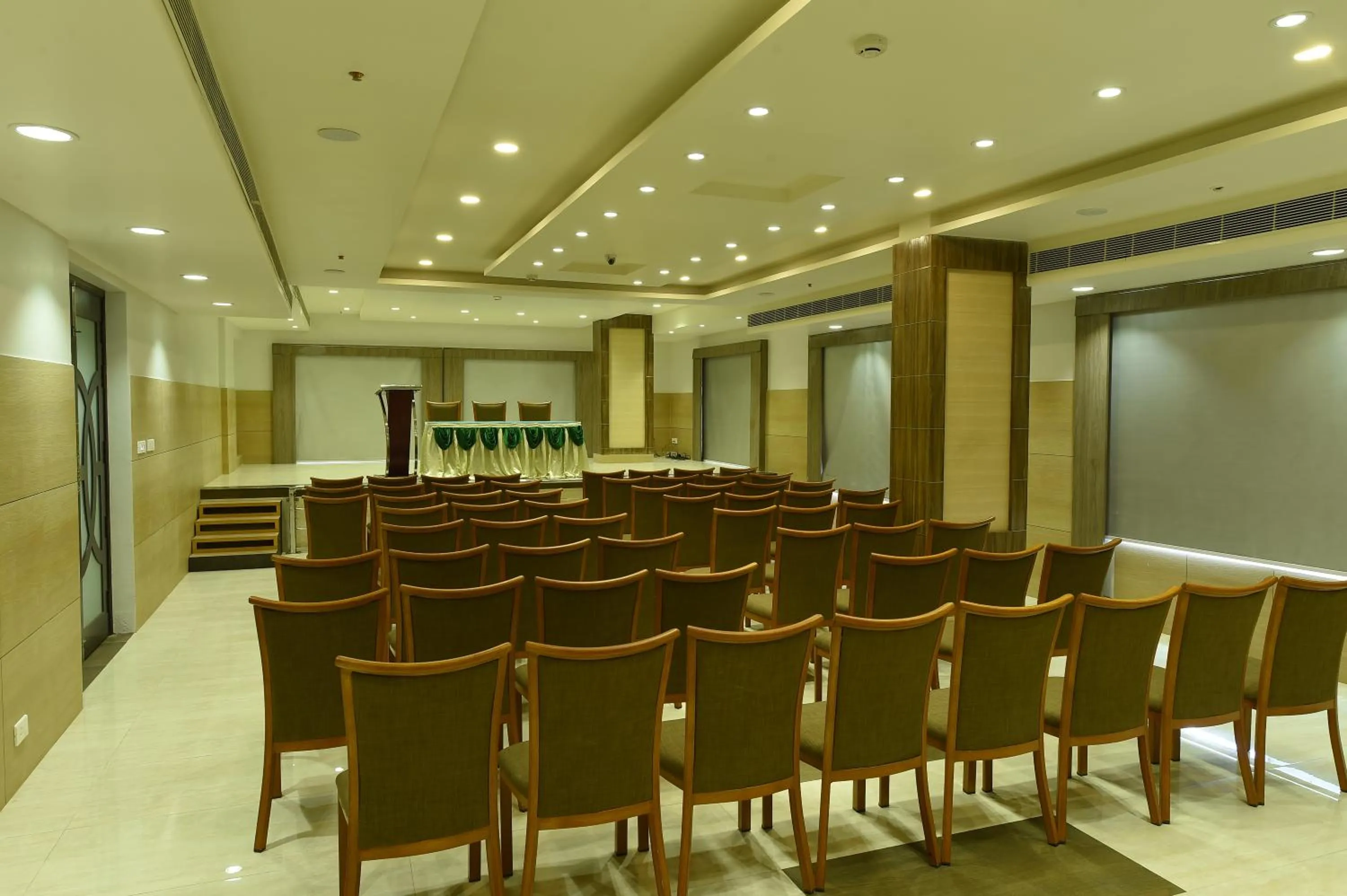 Business facilities in Mayas Kem Pride A Group of hotel Mayas