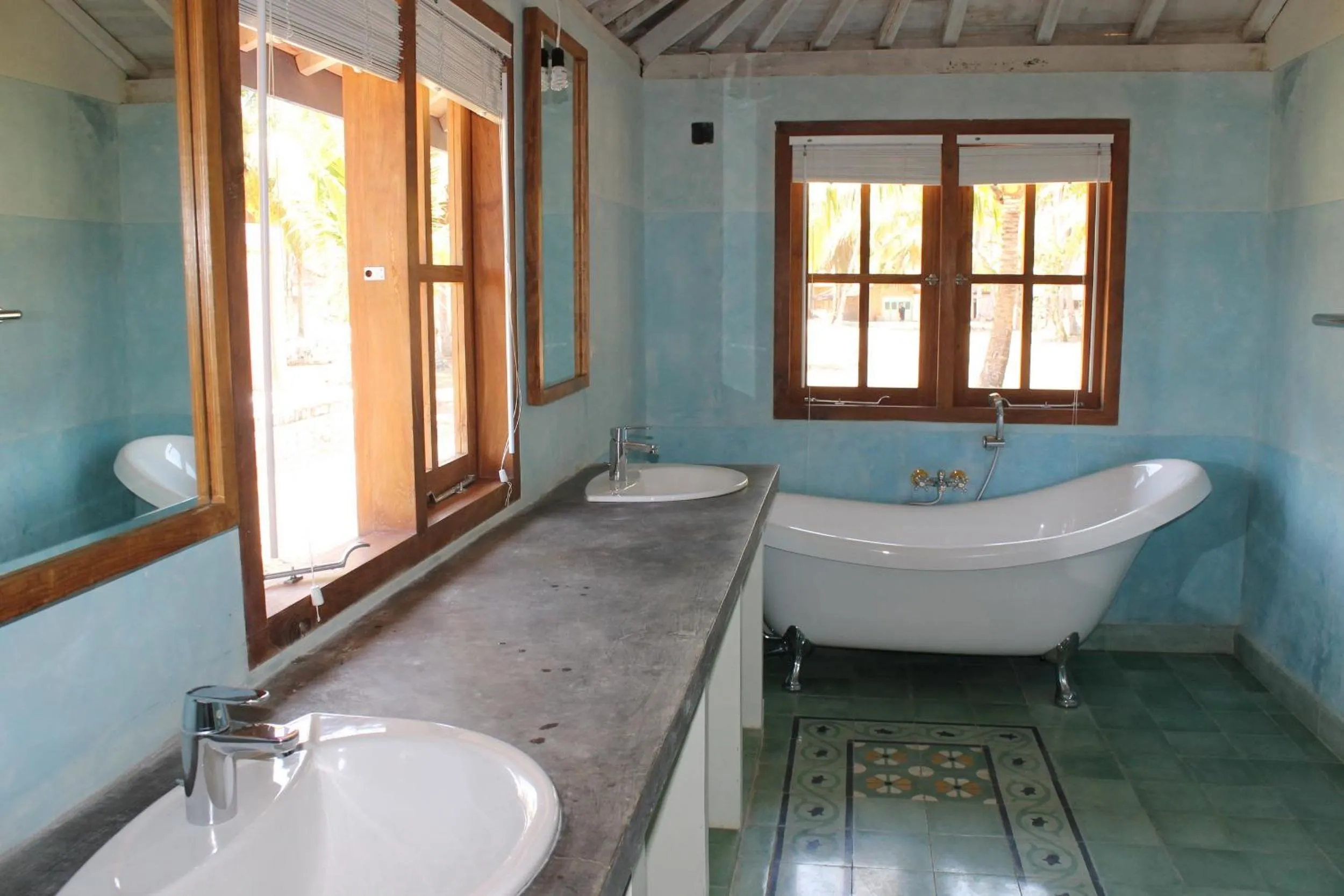 Hot Tub in Desa Limasan Resort