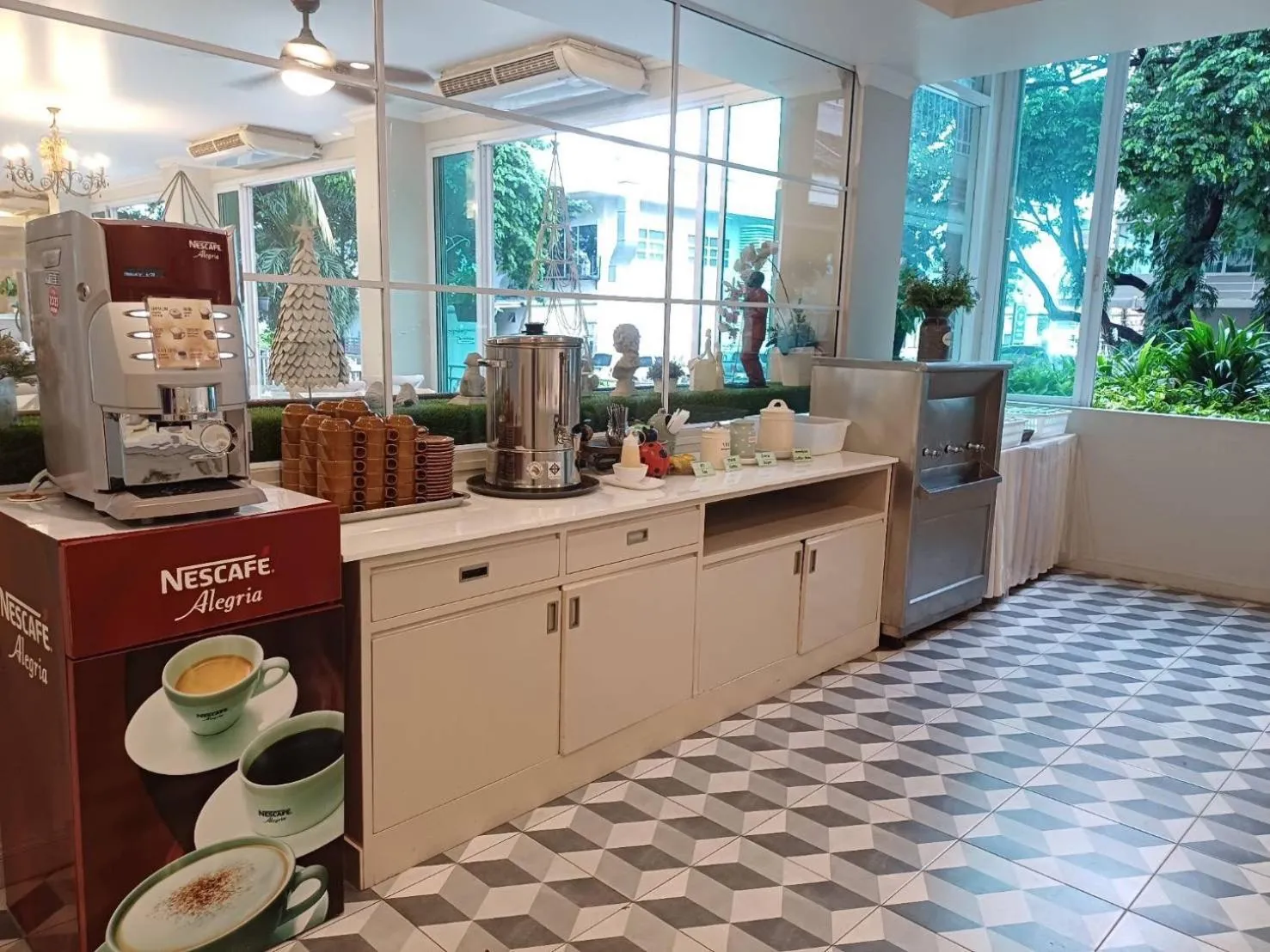 Breakfast in Rattana View