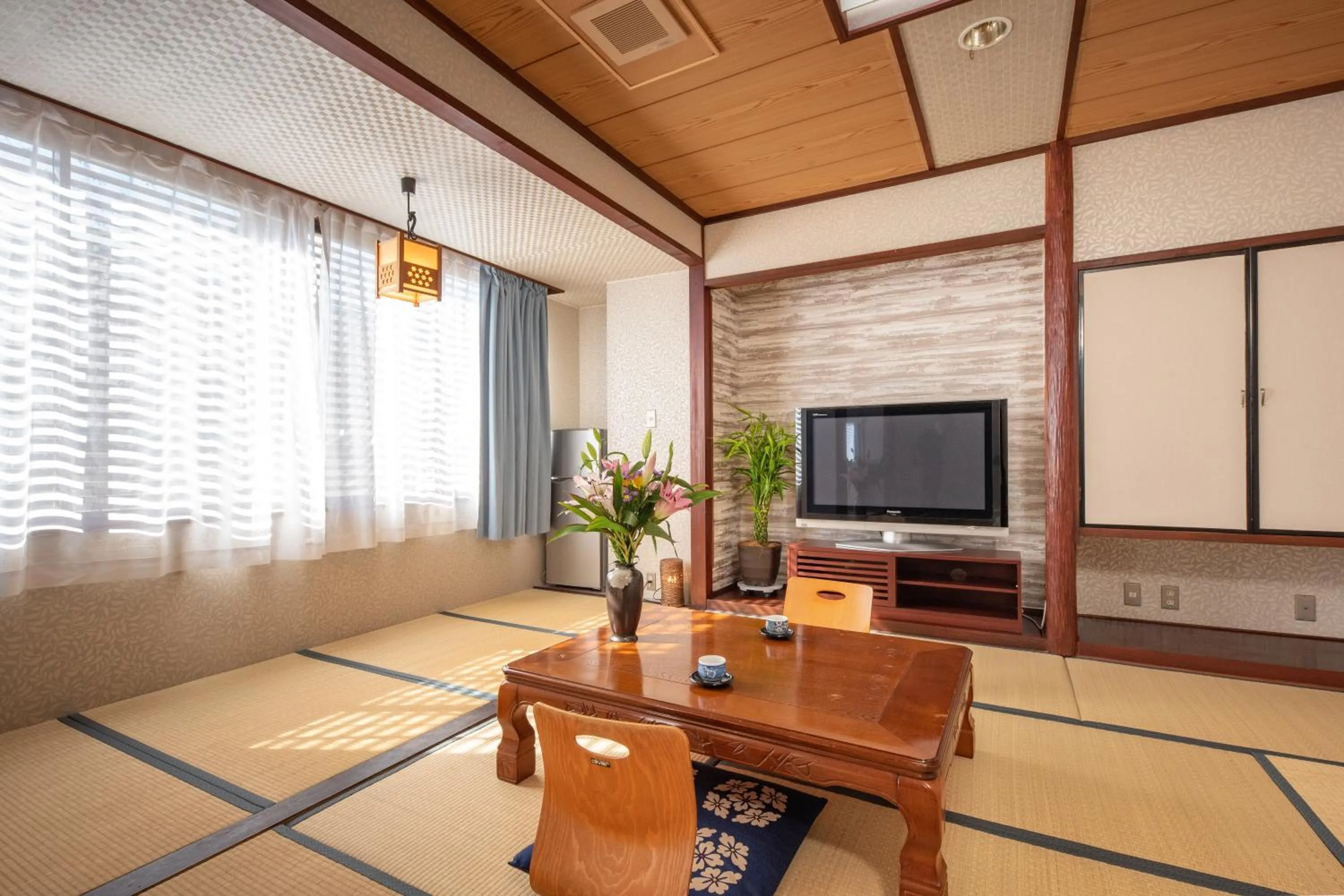 Photo of the whole room in Hotel Shin Makomo