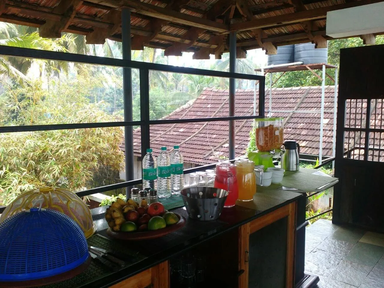 Food and drinks in 36 Palms Boutique Retreat