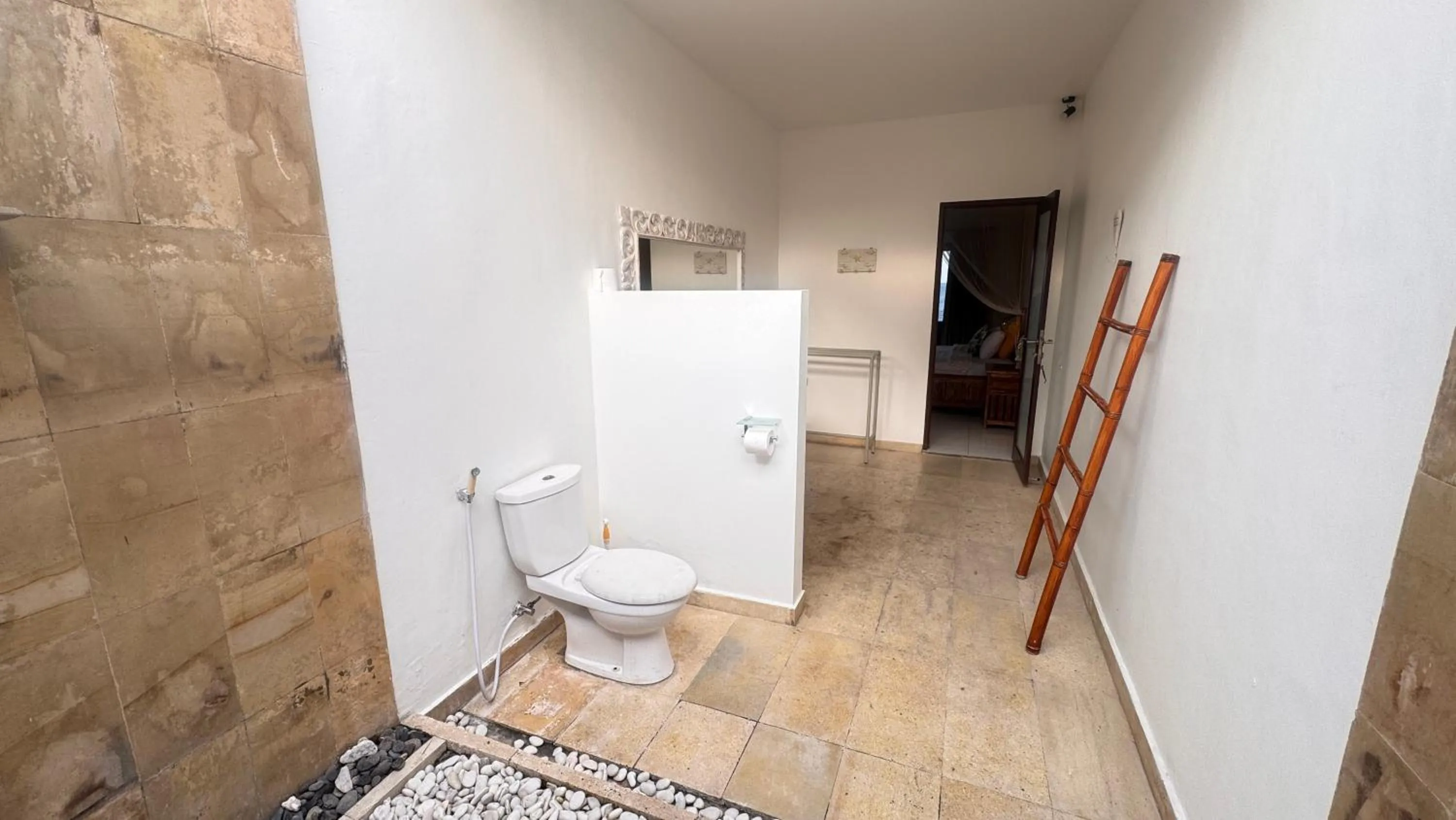 Toilet in Nalini Resort