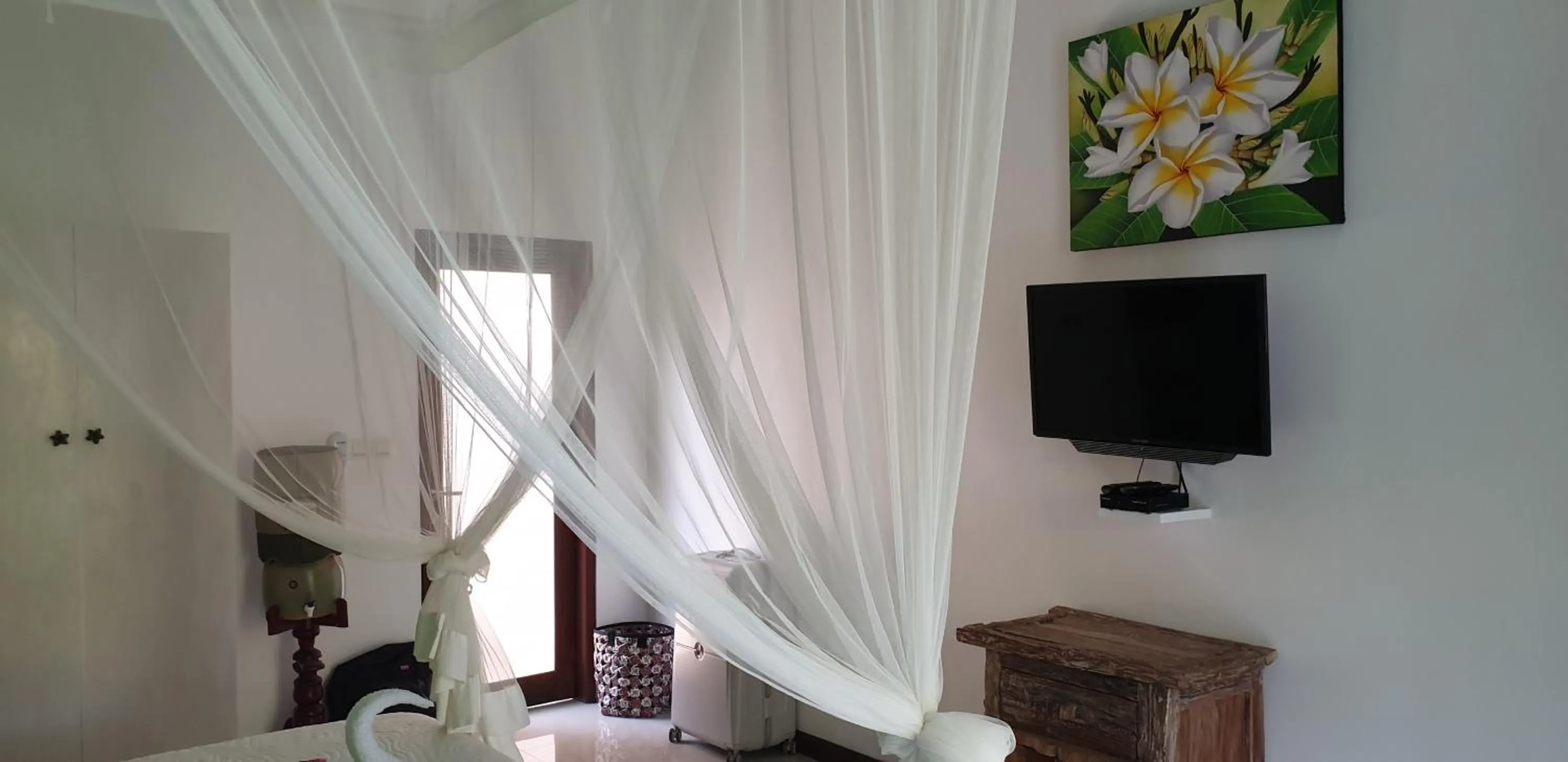 , Bed in Nalini Resort