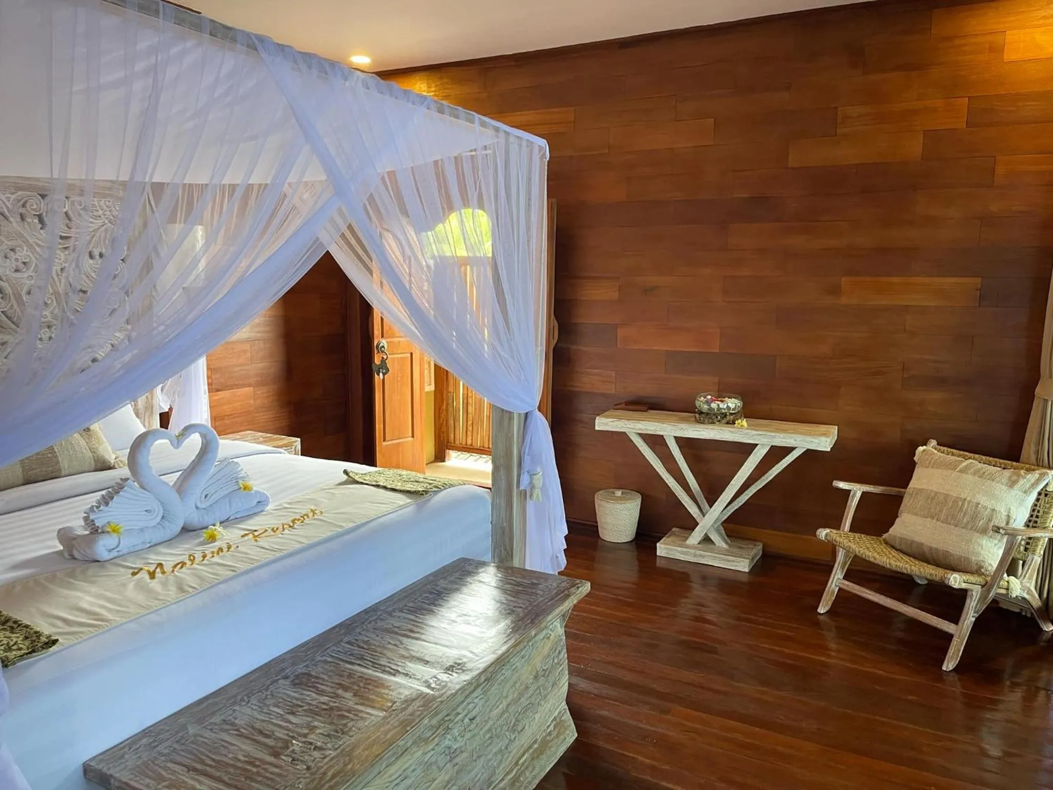Bed in Nalini Resort