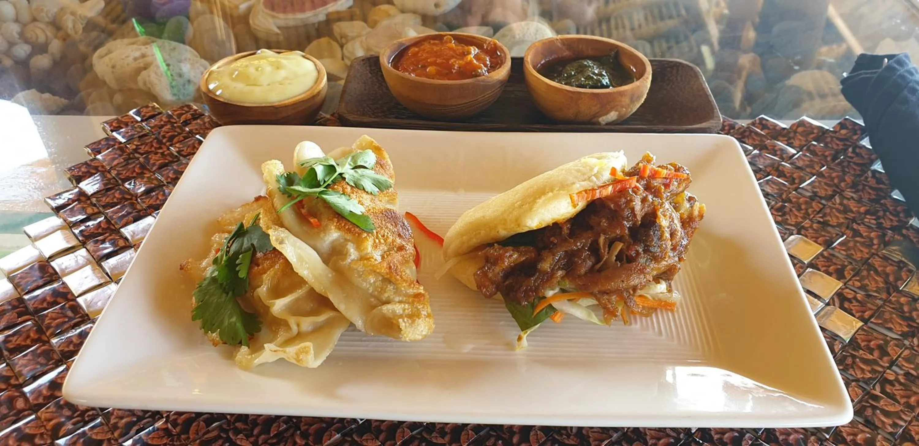 Restaurant/places to eat in Nalini Resort