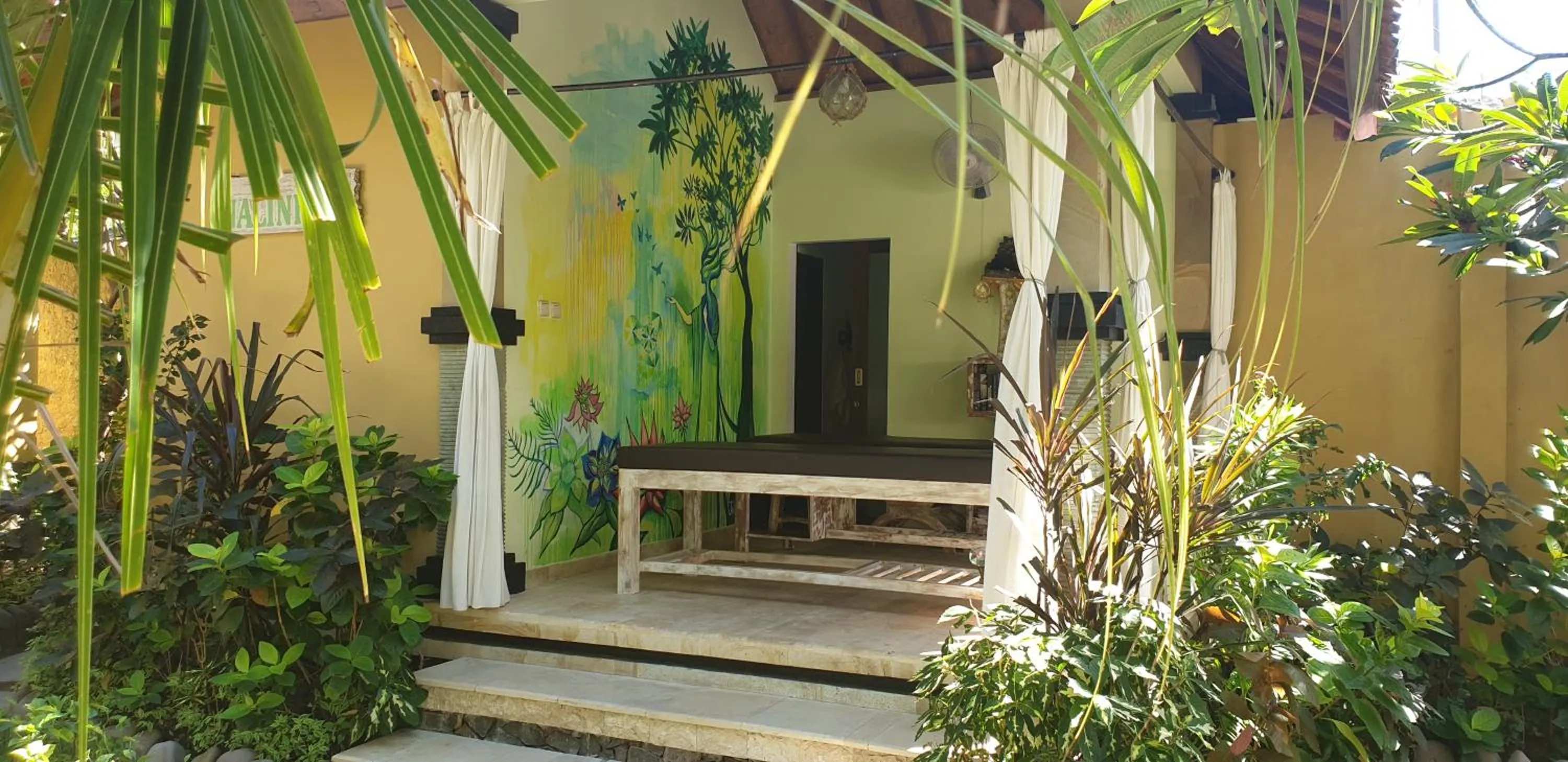 Massage in Nalini Resort