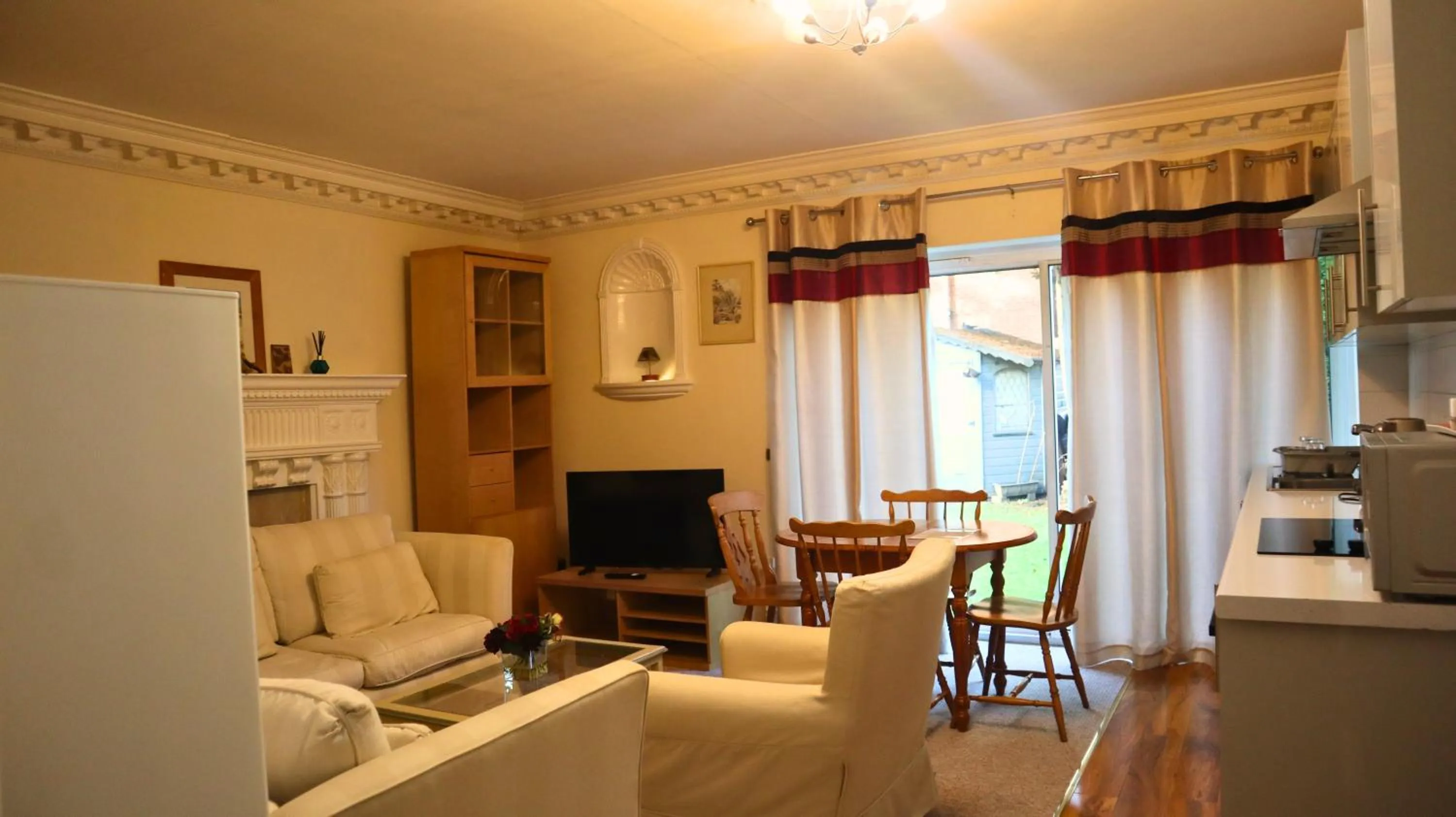 Lounge or bar in Pickwicks Guest House