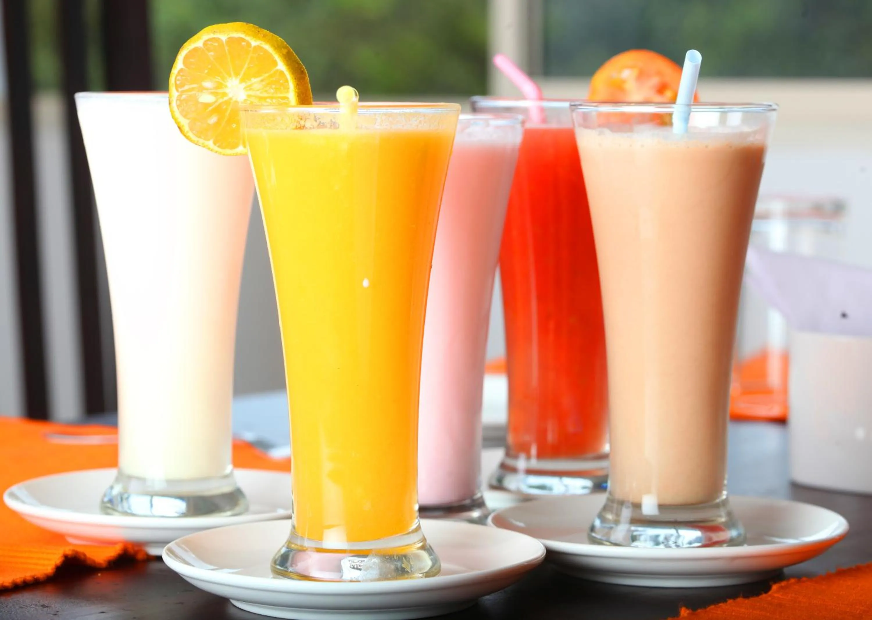 Food and drinks in Pine Tree Munnar