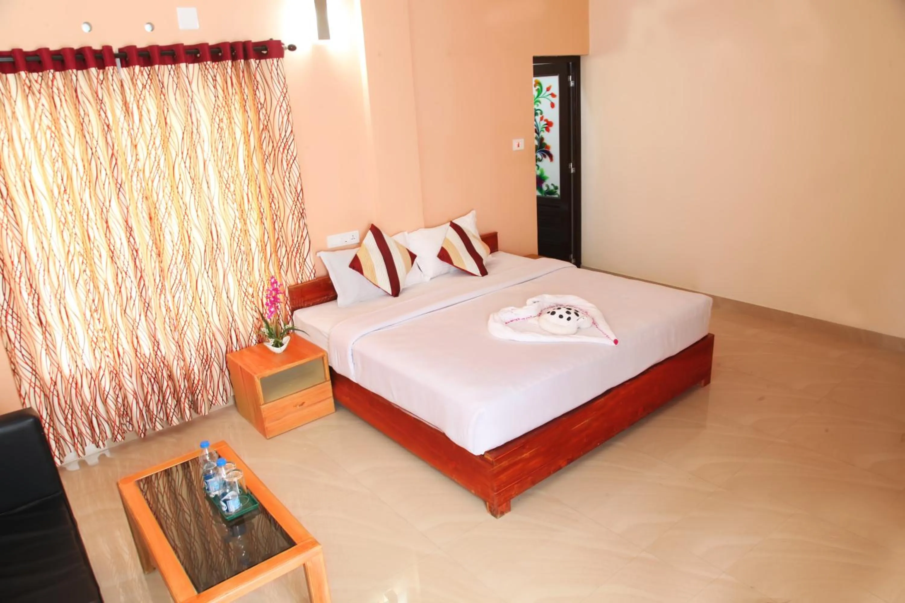 Bed in Pine Tree Munnar