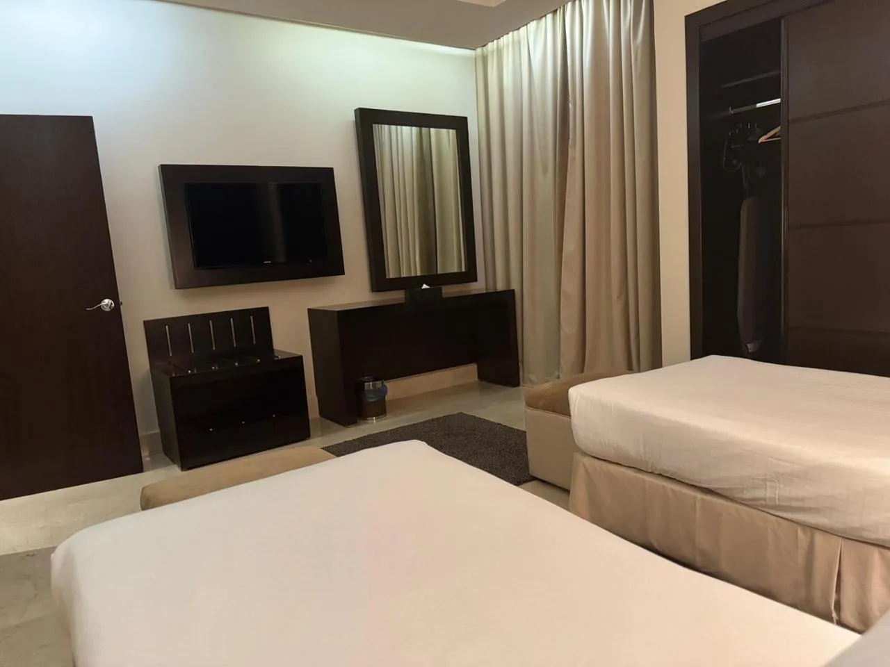 Bed in Aswar Cortoba Serviced Apartments Riyadh