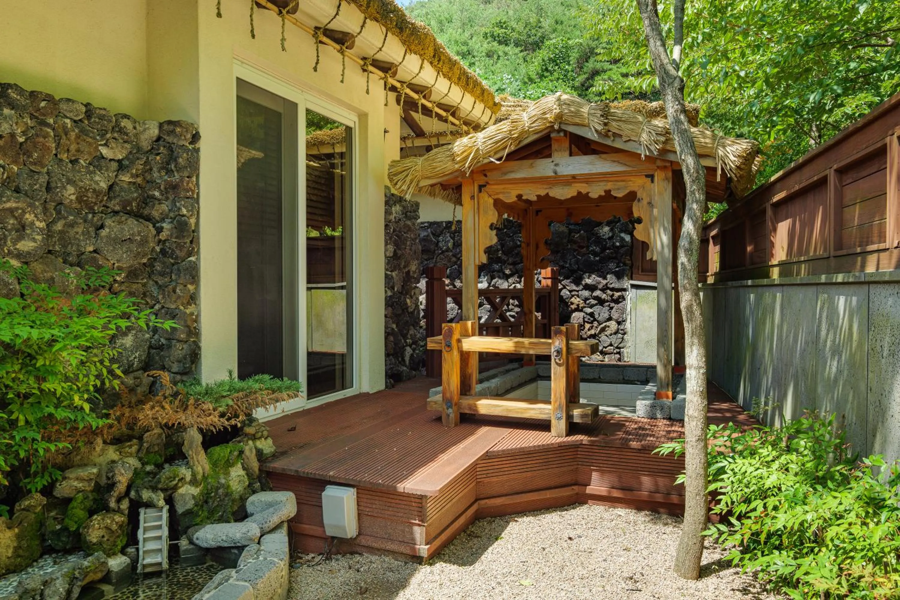 Tongyeong Hansan Marina Resort