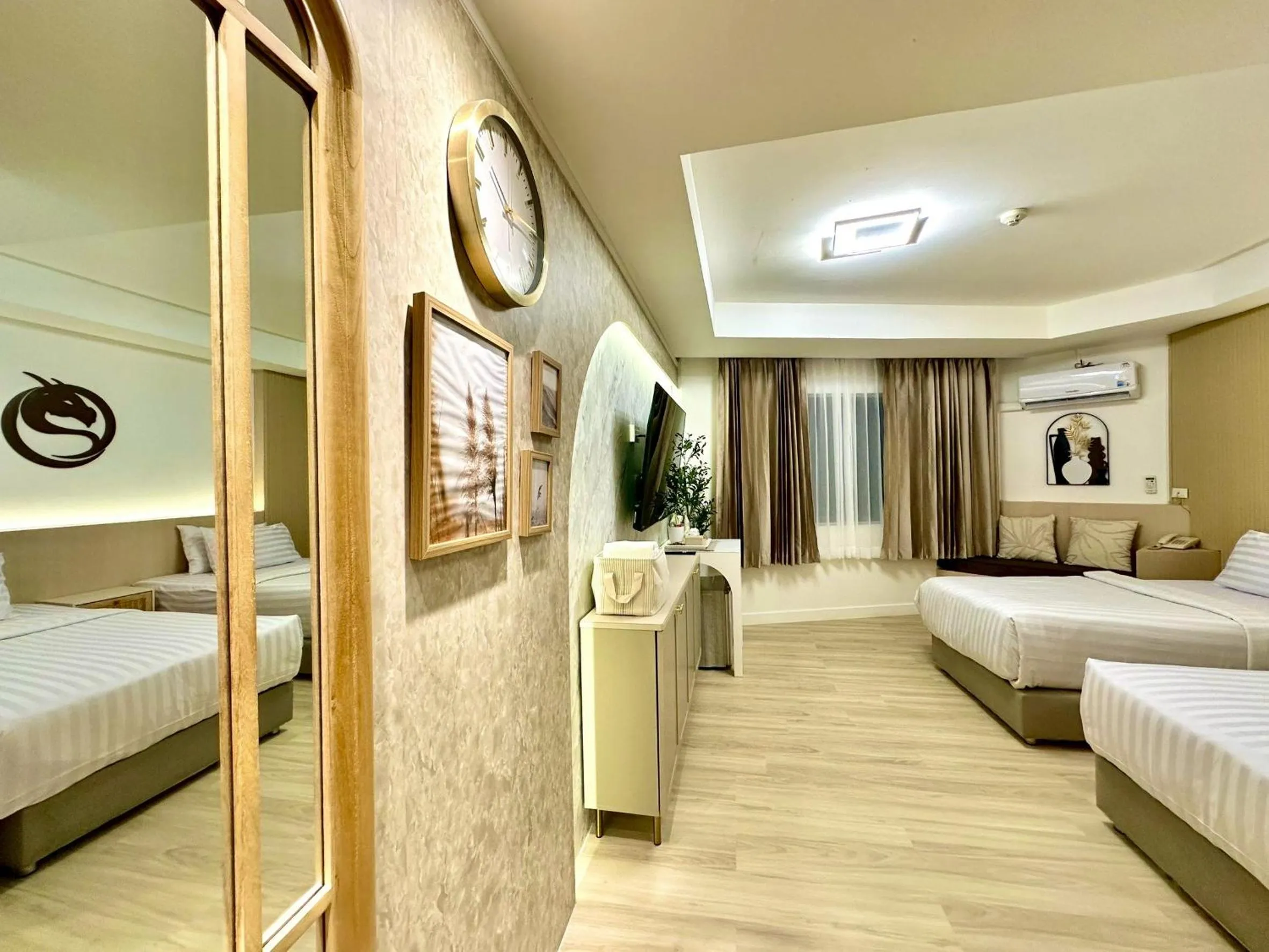 Bed in Dragon River Avenue