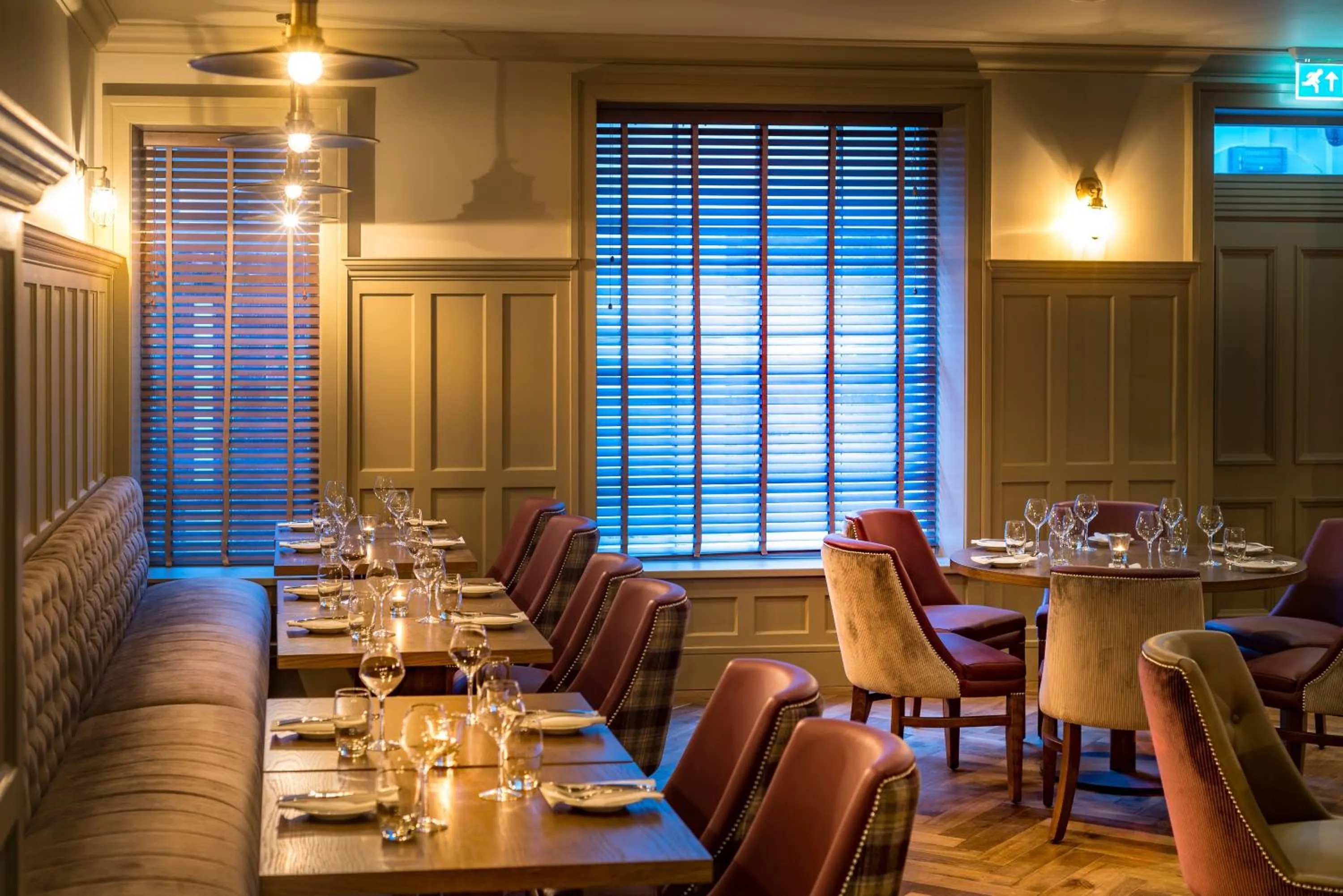 Restaurant/places to eat in Bishop's Gate Hotel