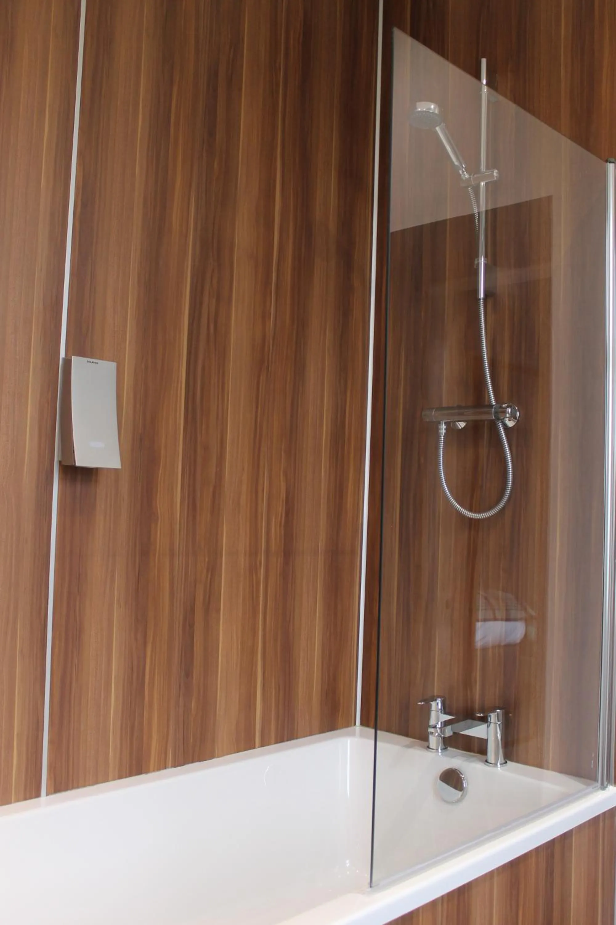 Shower in Northern Sands Hotel