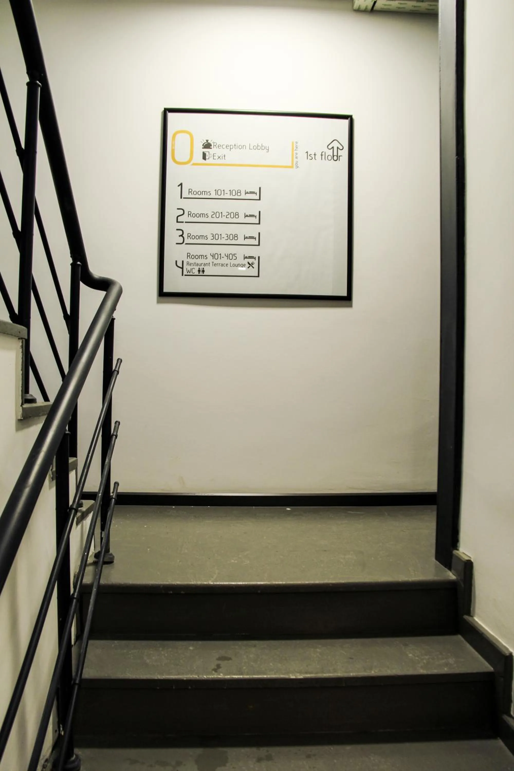 Decorative detail in Inn 65 Budget