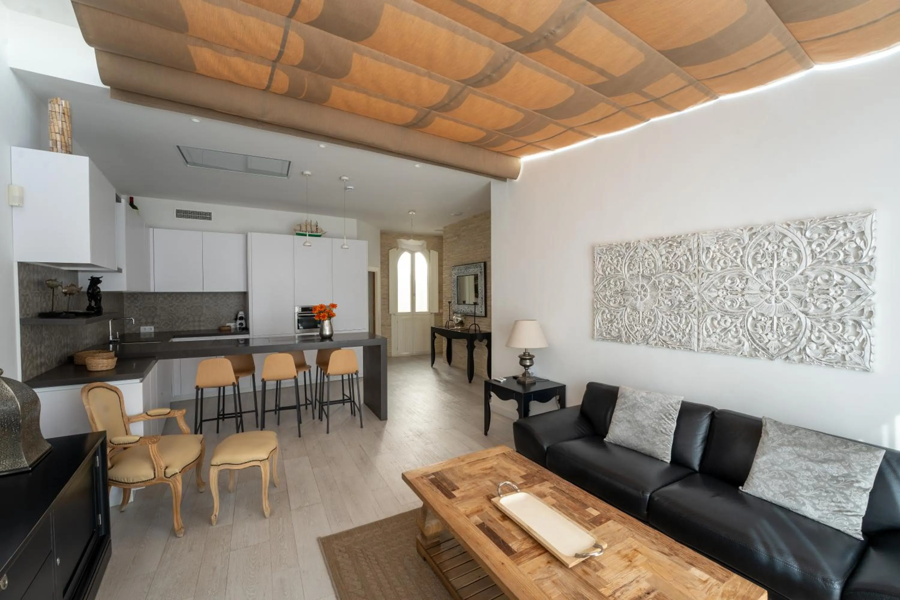 Kitchen or kitchenette in El Armador Casa Palacio by Luxury Suites Cádiz