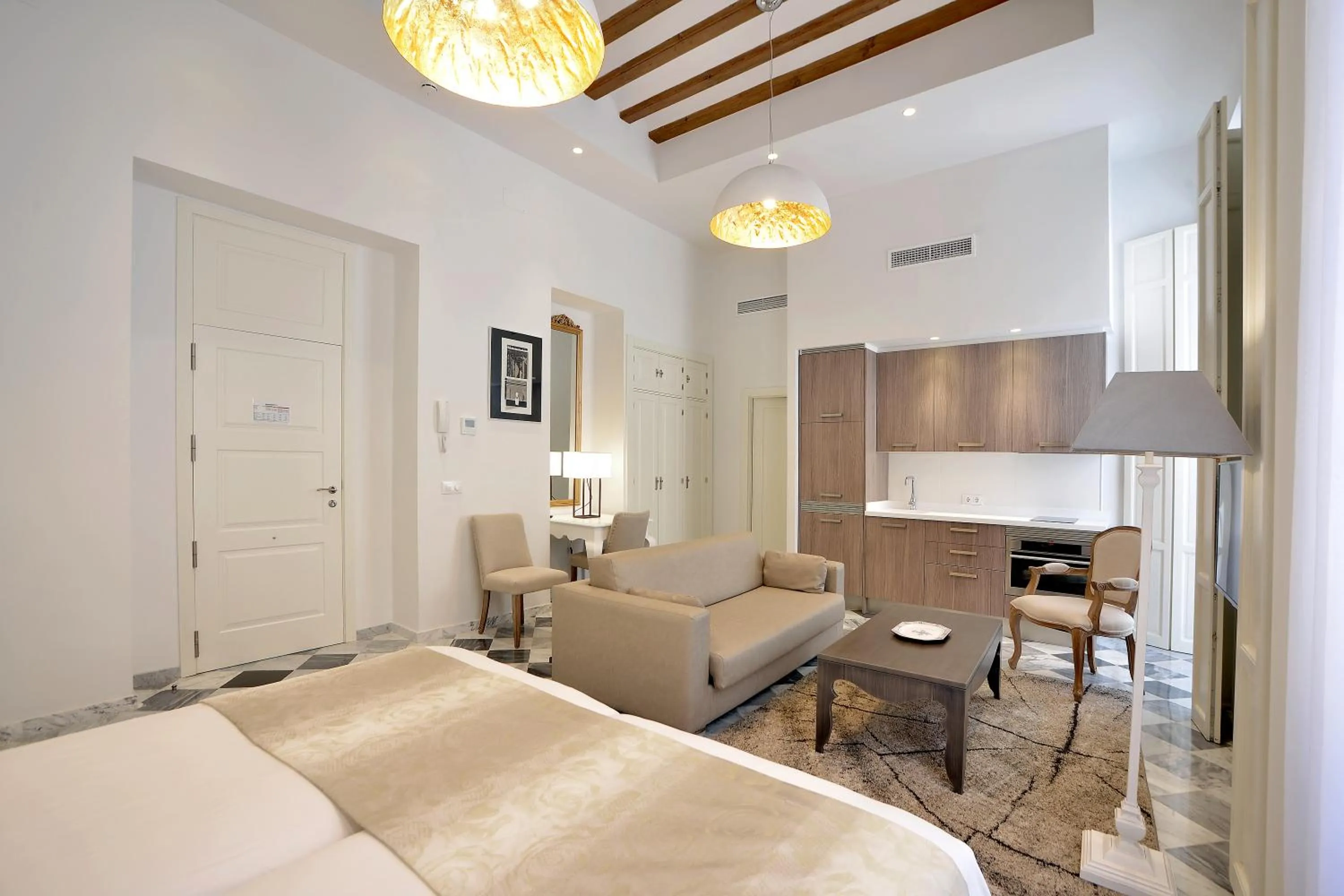 Photo of the whole room, Bed in El Armador Casa Palacio by Luxury Suites Cádiz